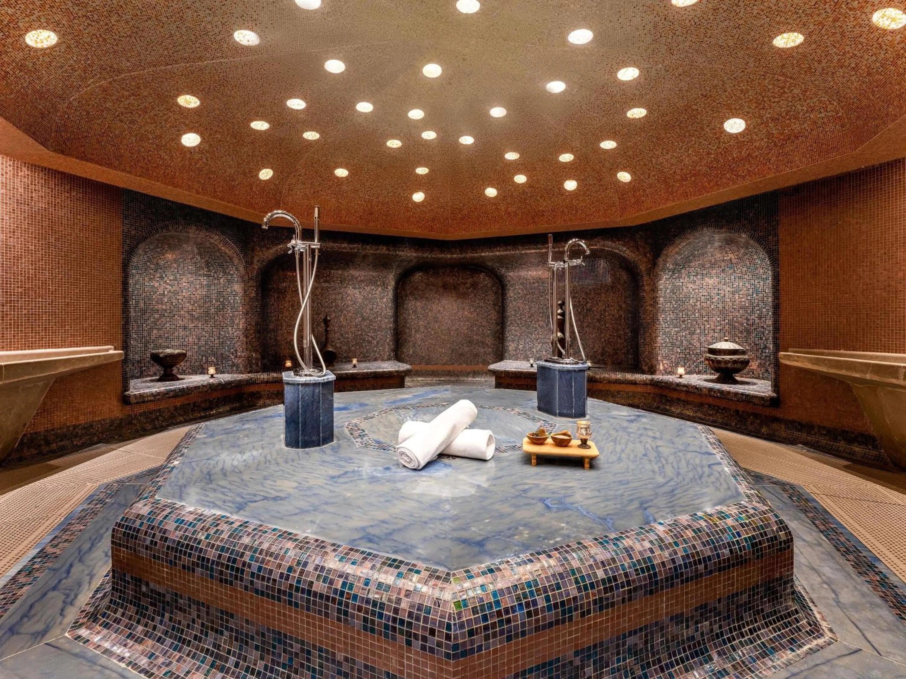 Spa and wellness centre/facilities in La Cigale Hotel Managed by Accor