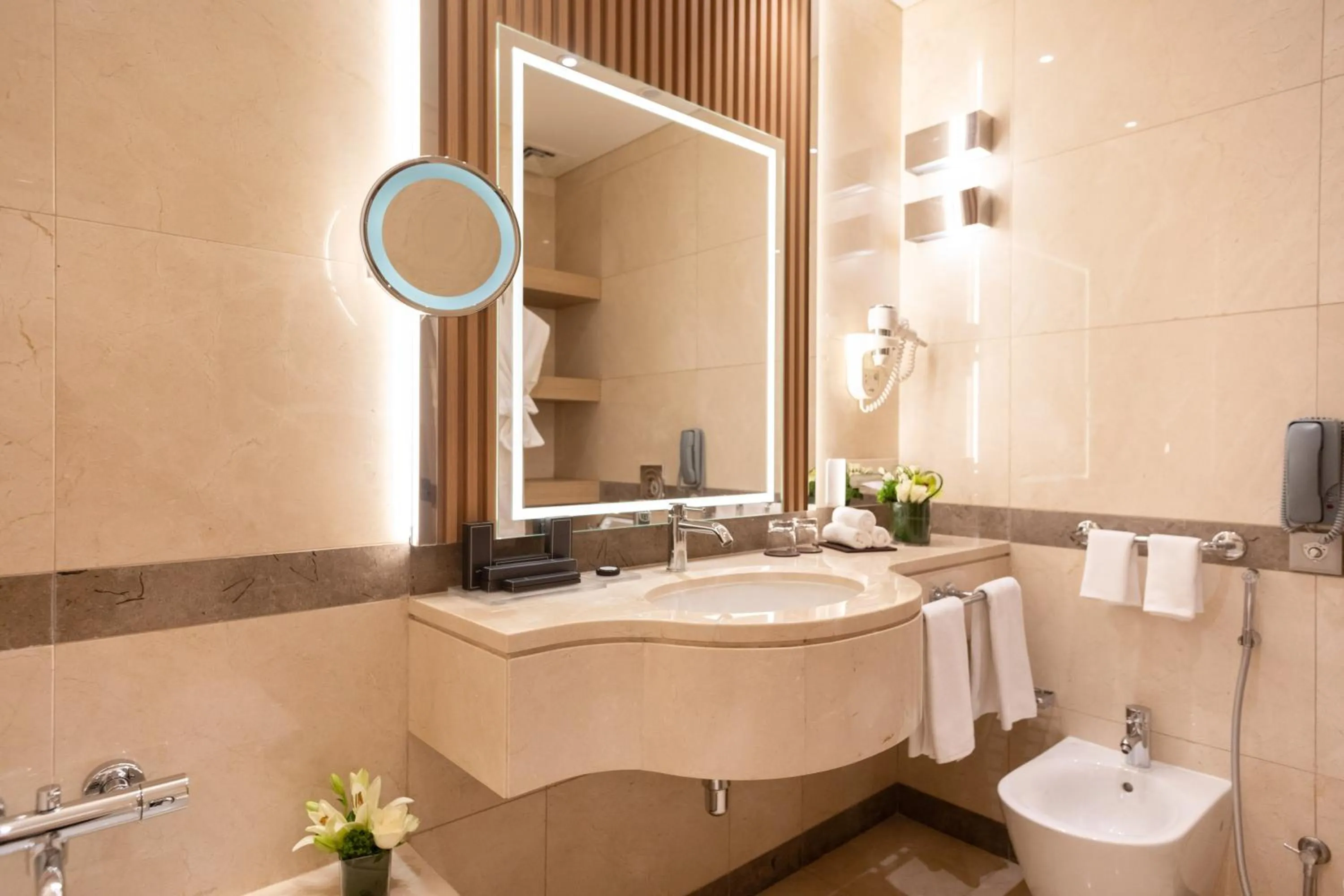 Bathroom in La Cigale Hotel Managed by Accor