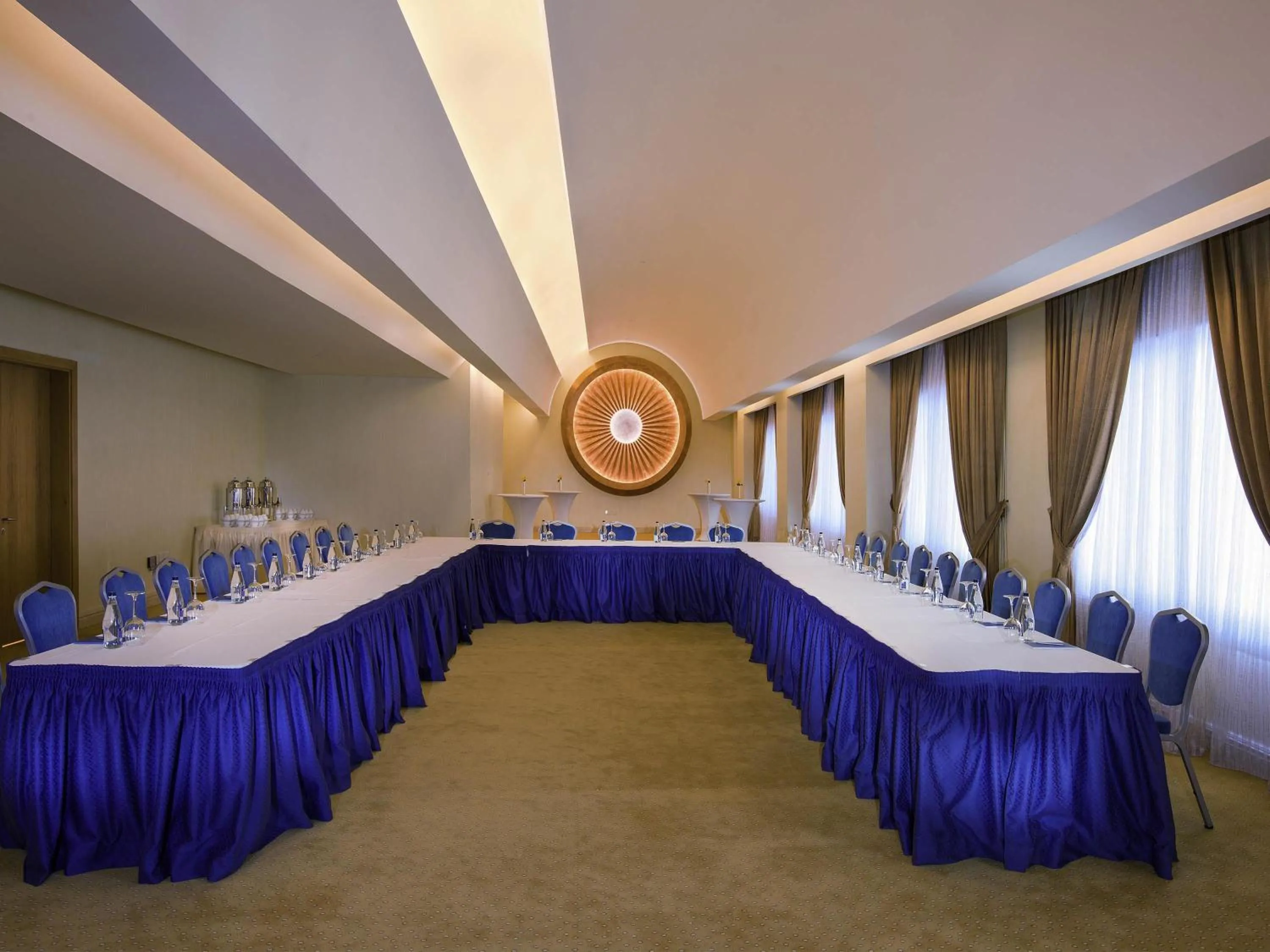 Meeting/conference room in La Cigale Hotel Managed by Accor