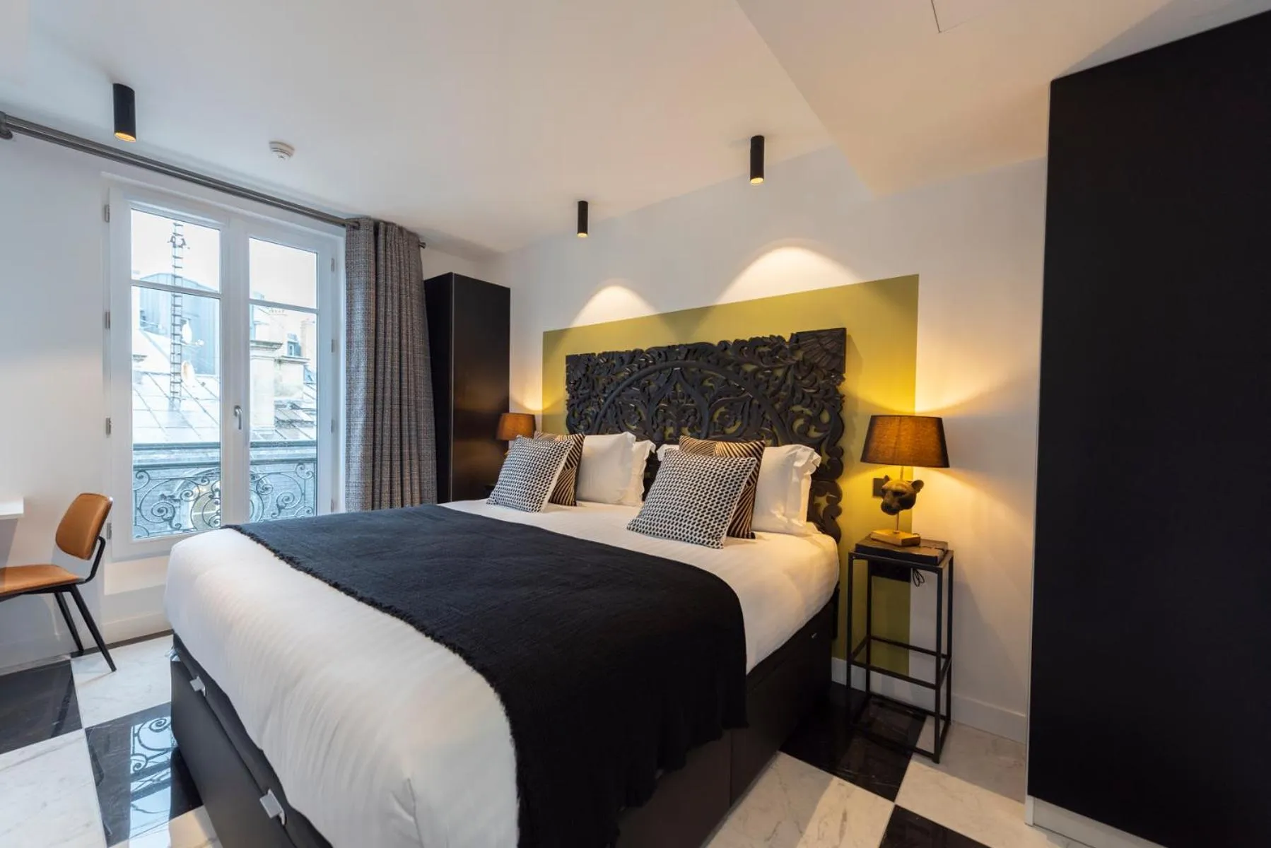 Other, Bed in O'Lord, 4 Etoiles, Residence de Luxe Champs-Elysees