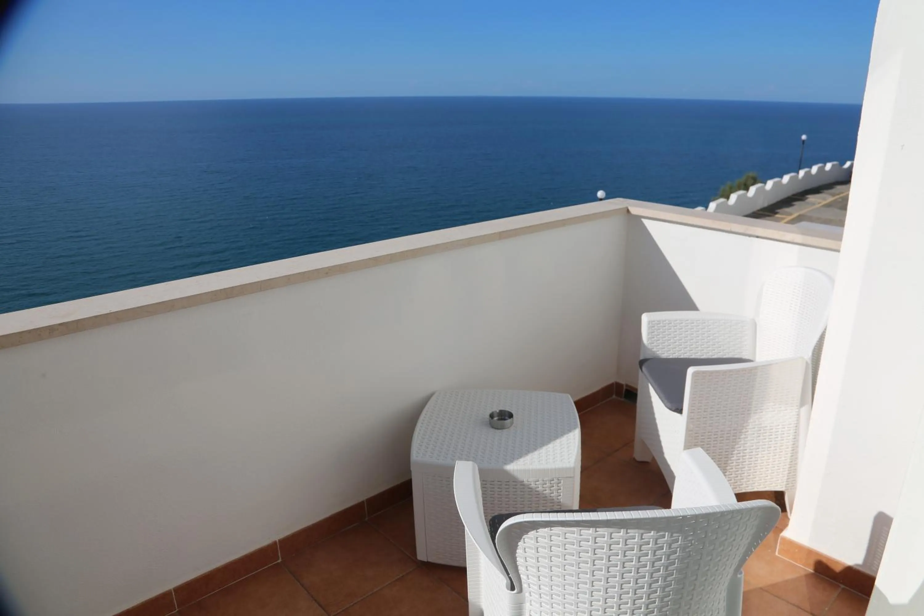 Queen Room with Sea View in Blumarine Suite