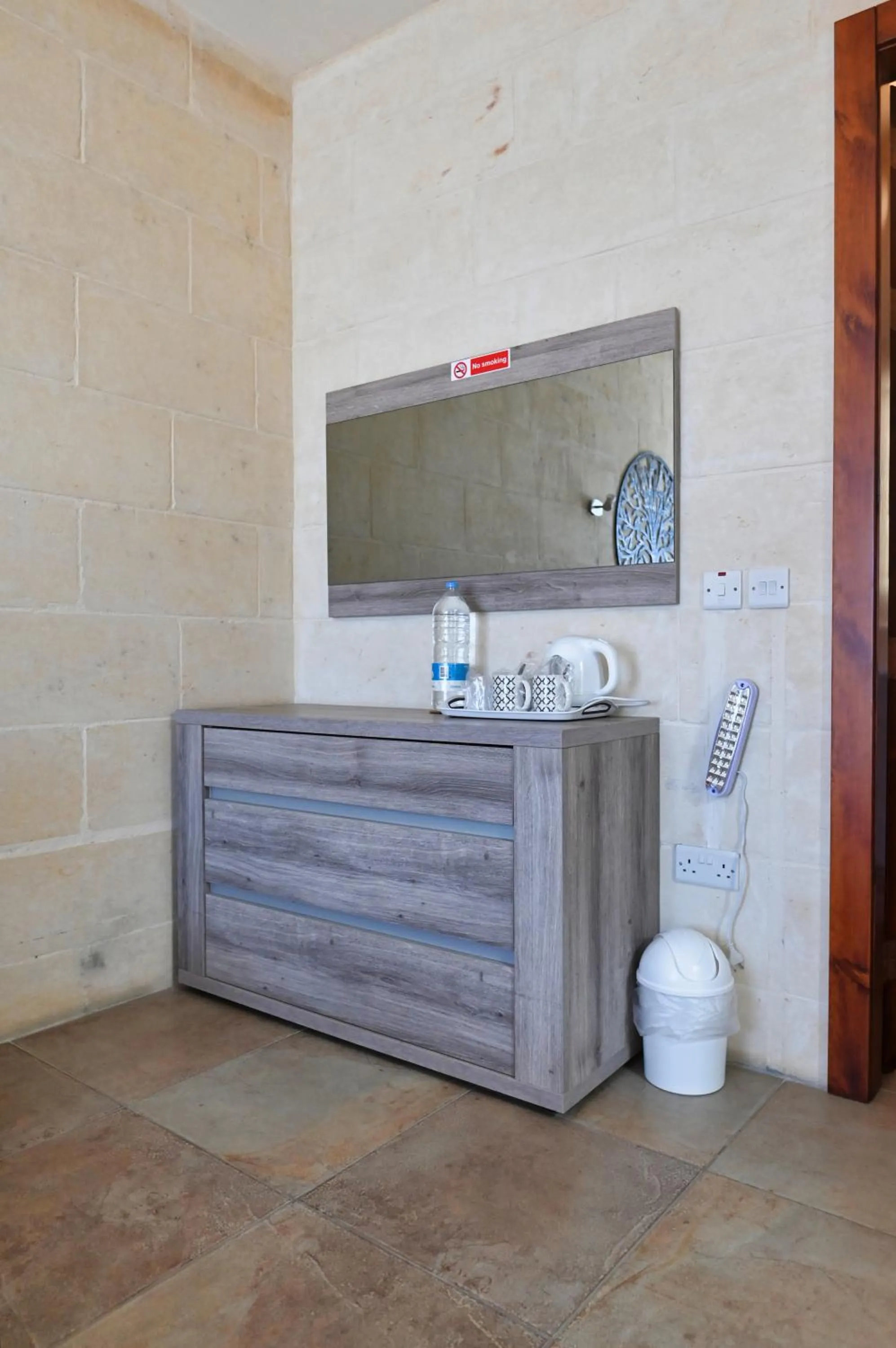 The Cloisters Bed And Breakfast