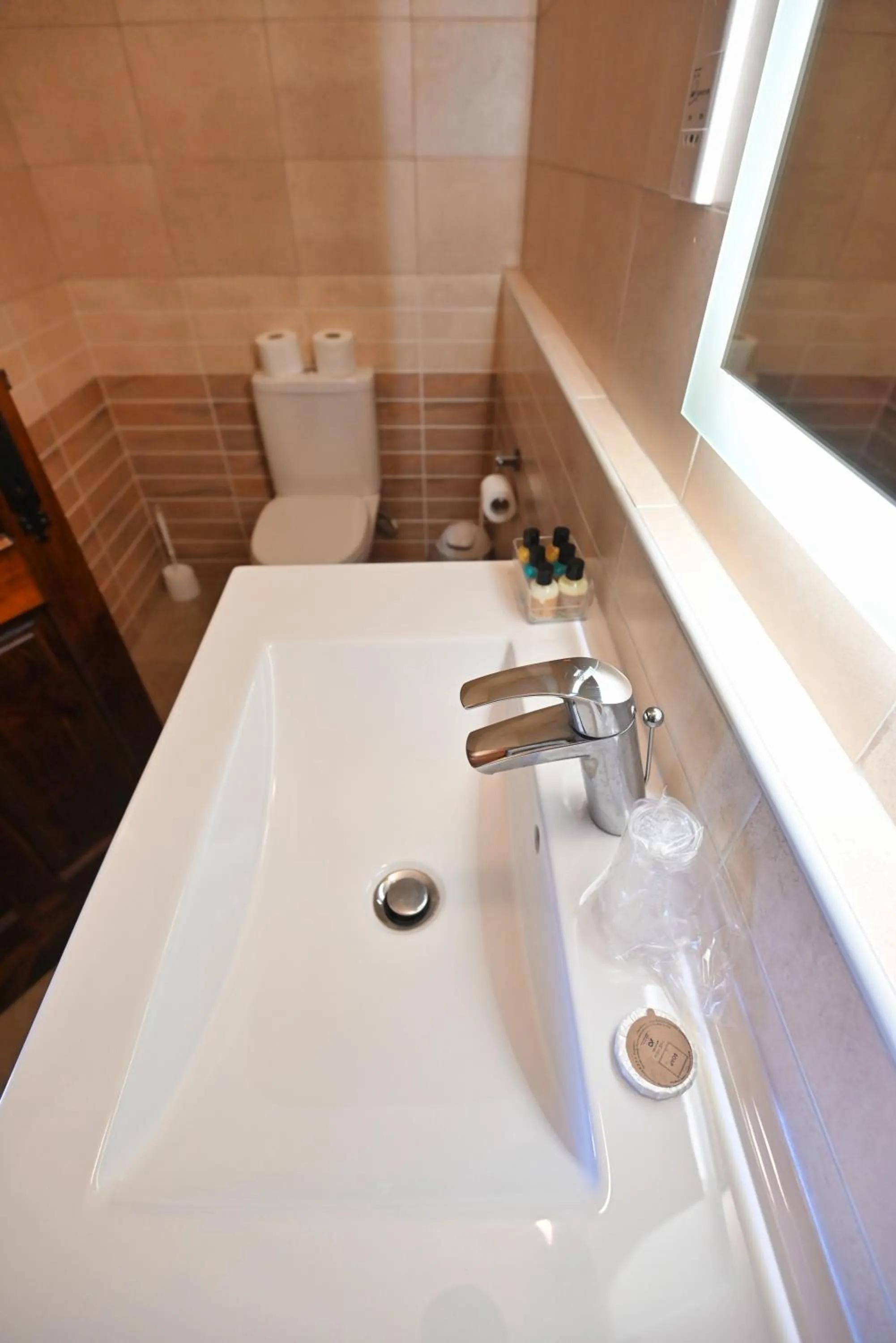 Bathroom in The Cloisters Bed And Breakfast