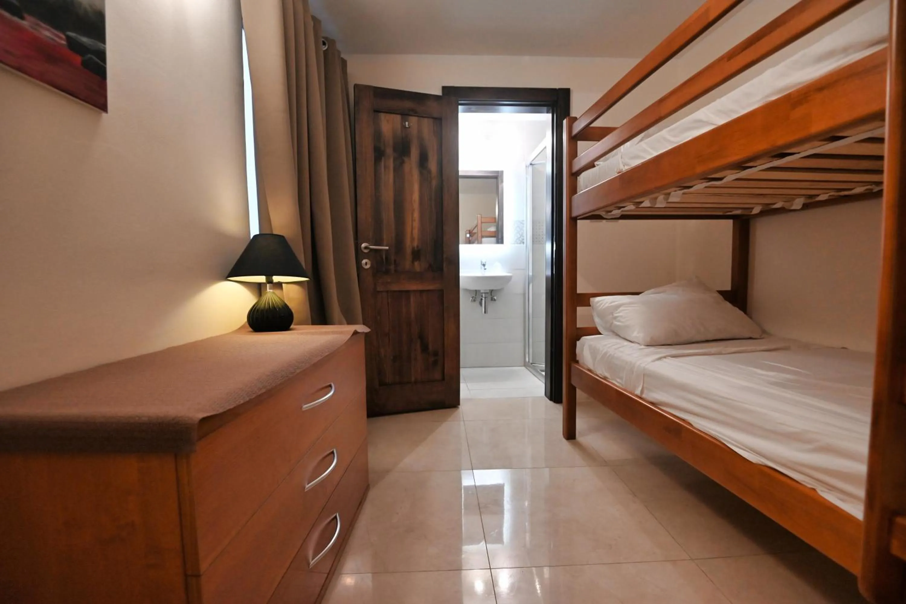 Bed in The Cloisters Bed And Breakfast