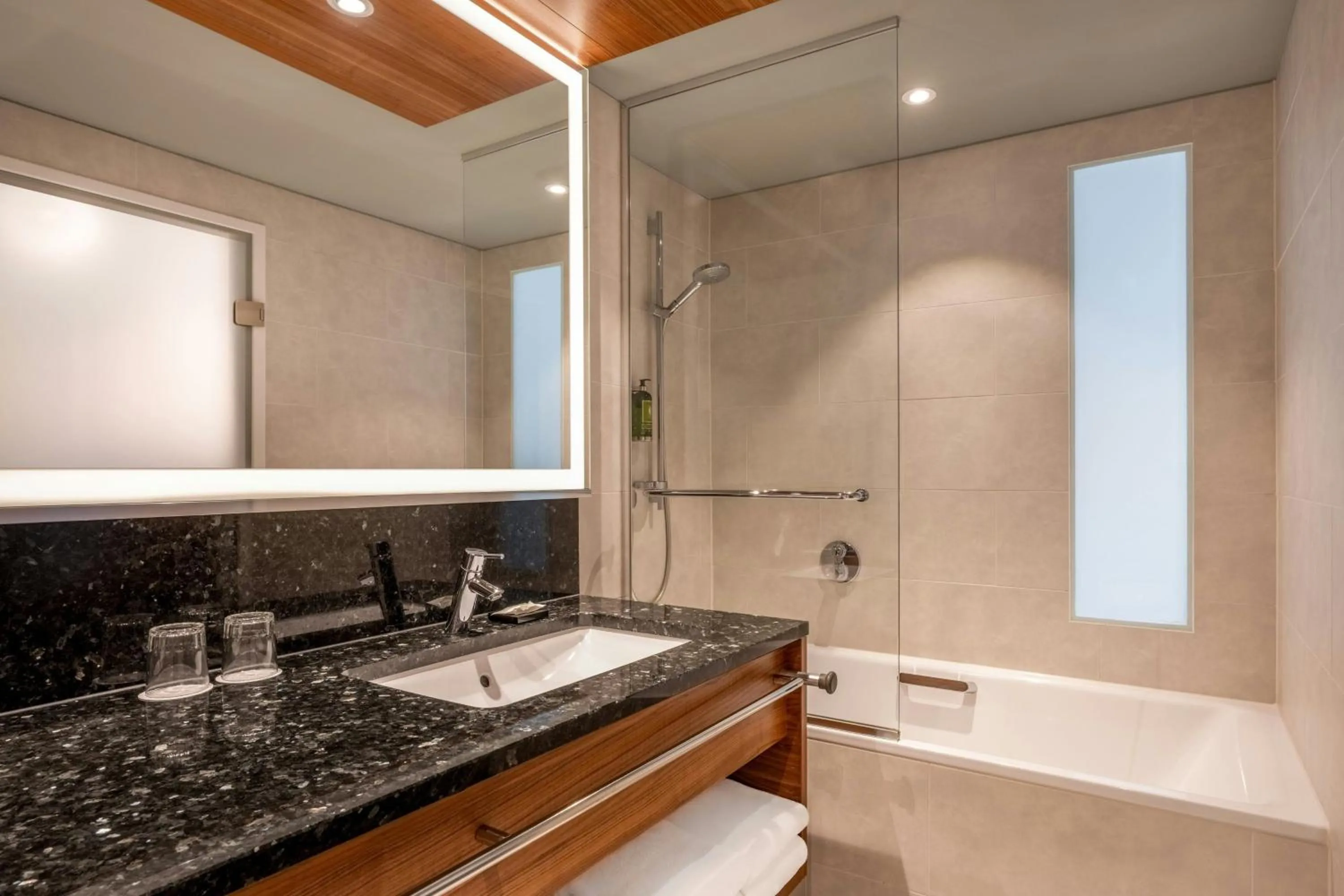 Bathroom in Vienna Marriott Hotel