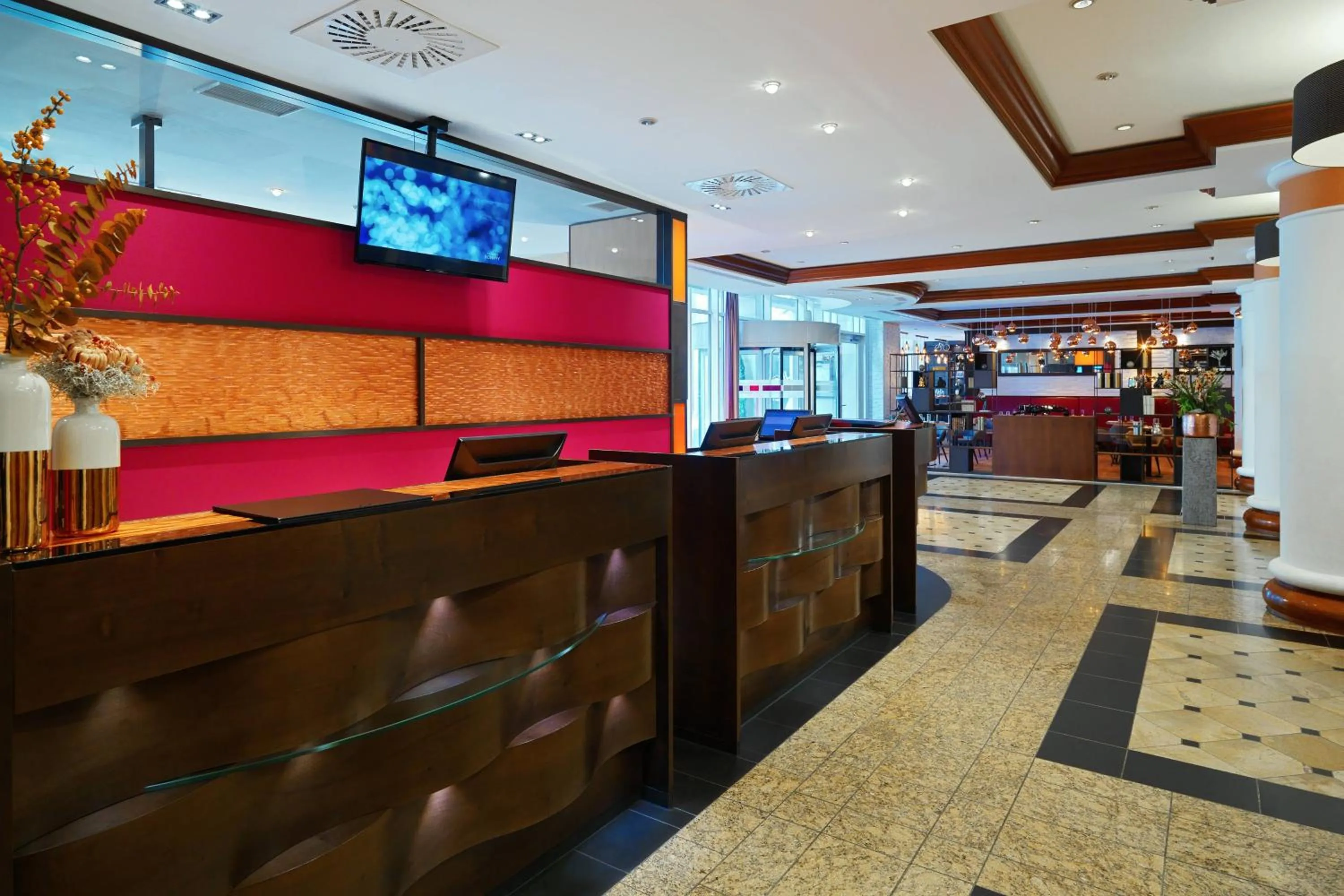 Lobby or reception in Leipzig Marriott Hotel