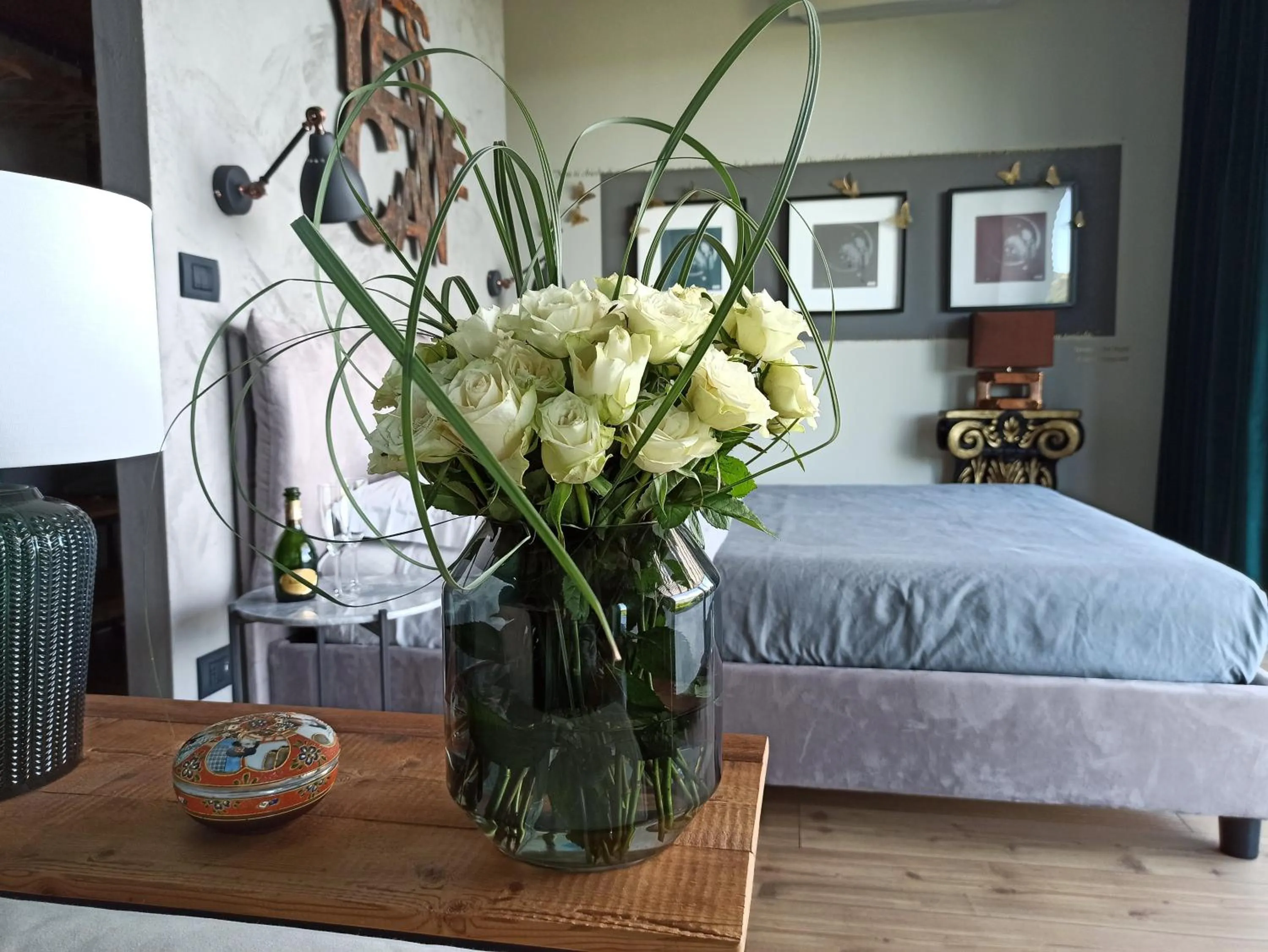 Decorative detail, Bed in The Lake House