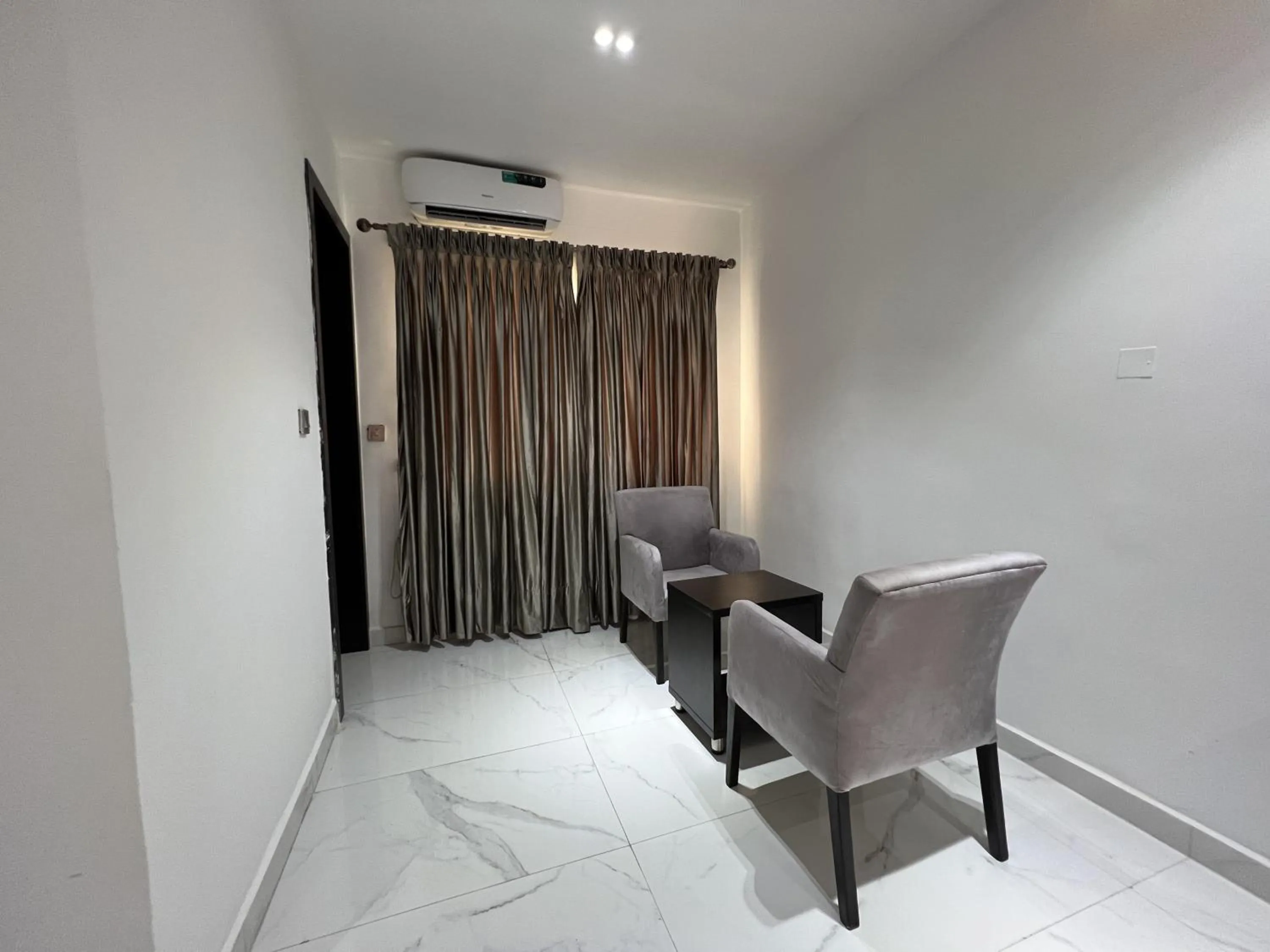 Dining area in Riviera Hotel, Apartments & Resorts