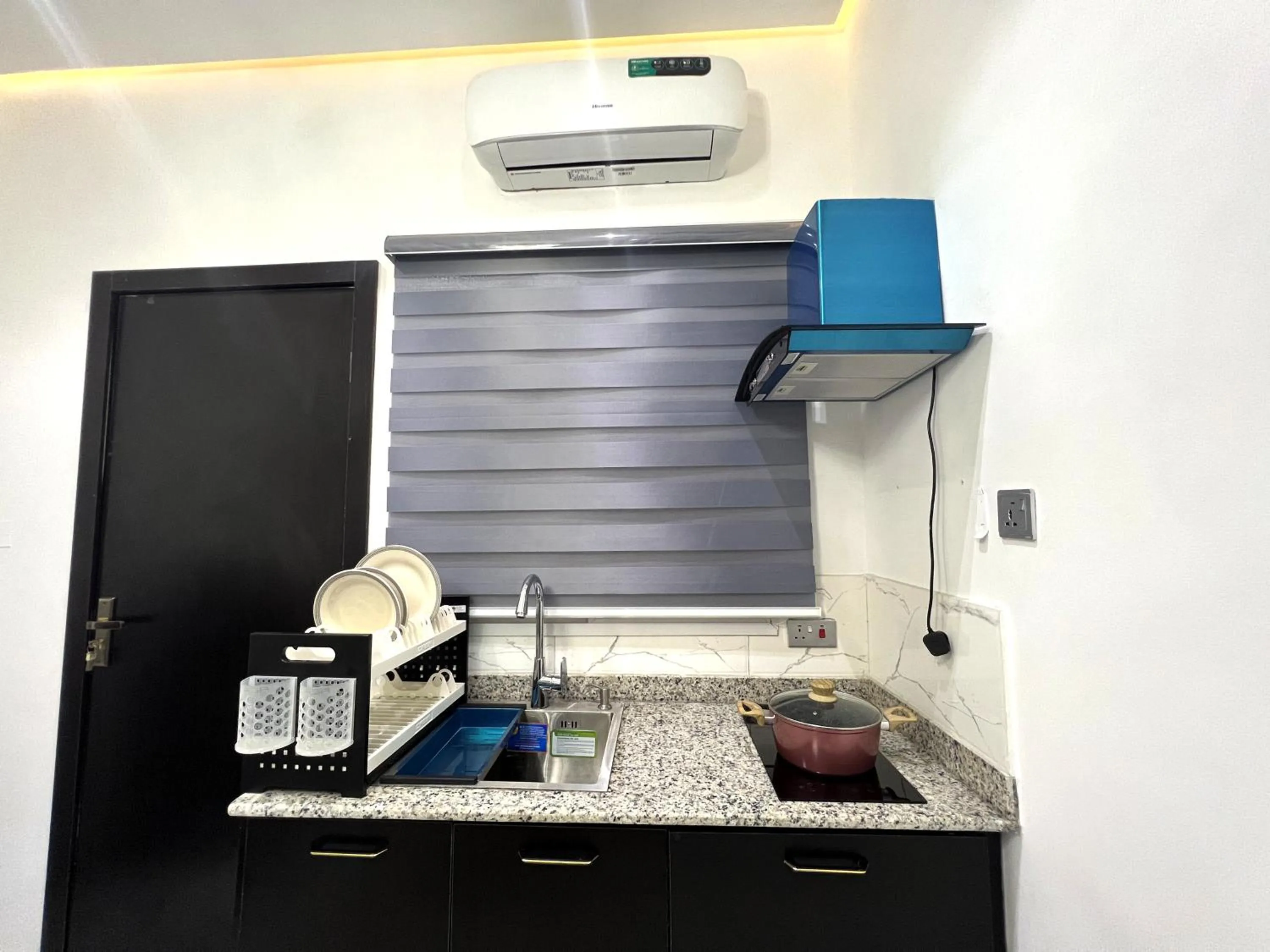 Kitchen or kitchenette in Riviera Hotel, Apartments & Resorts