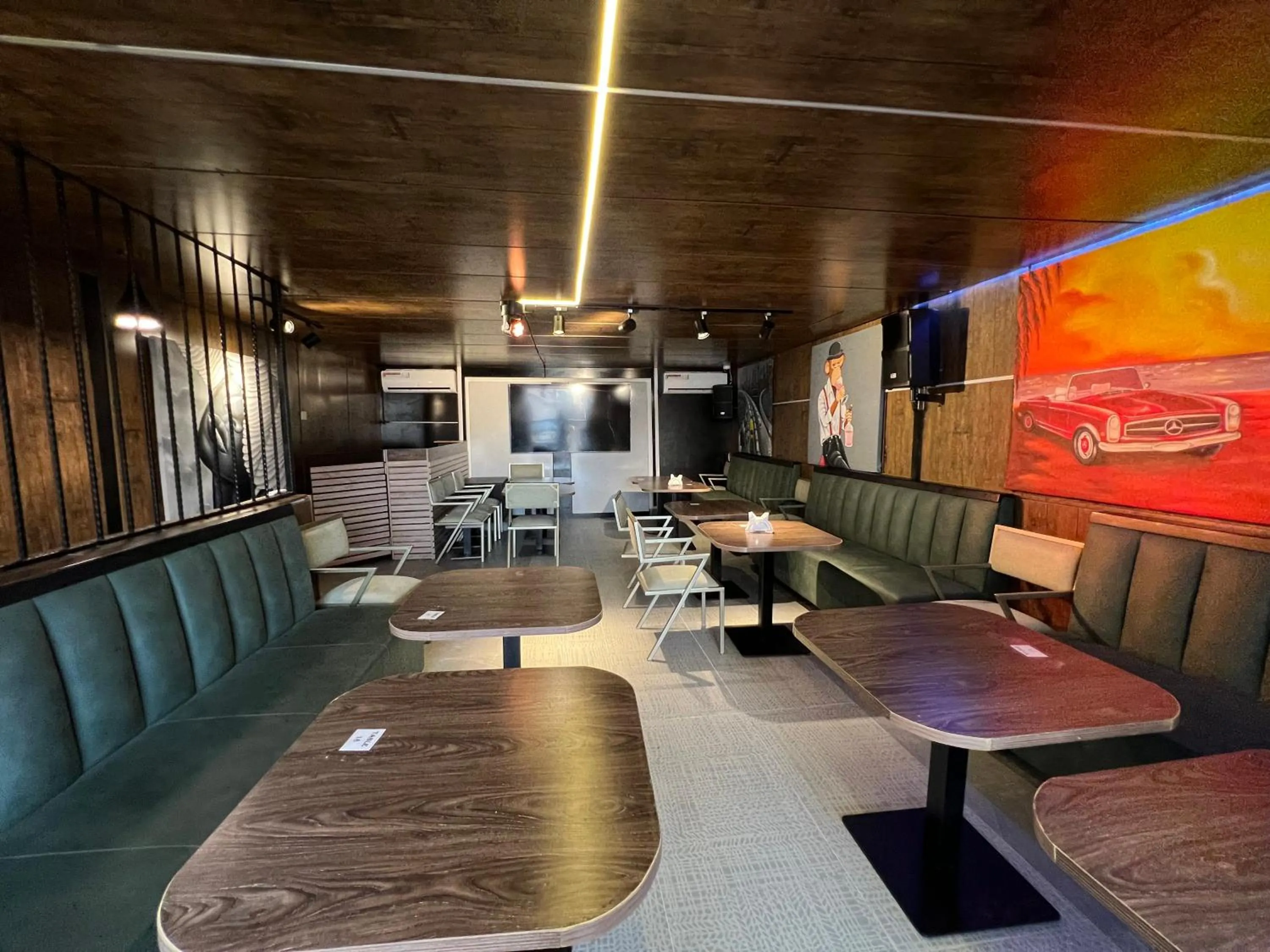 Restaurant/places to eat in Riviera Hotel, Apartments & Resorts