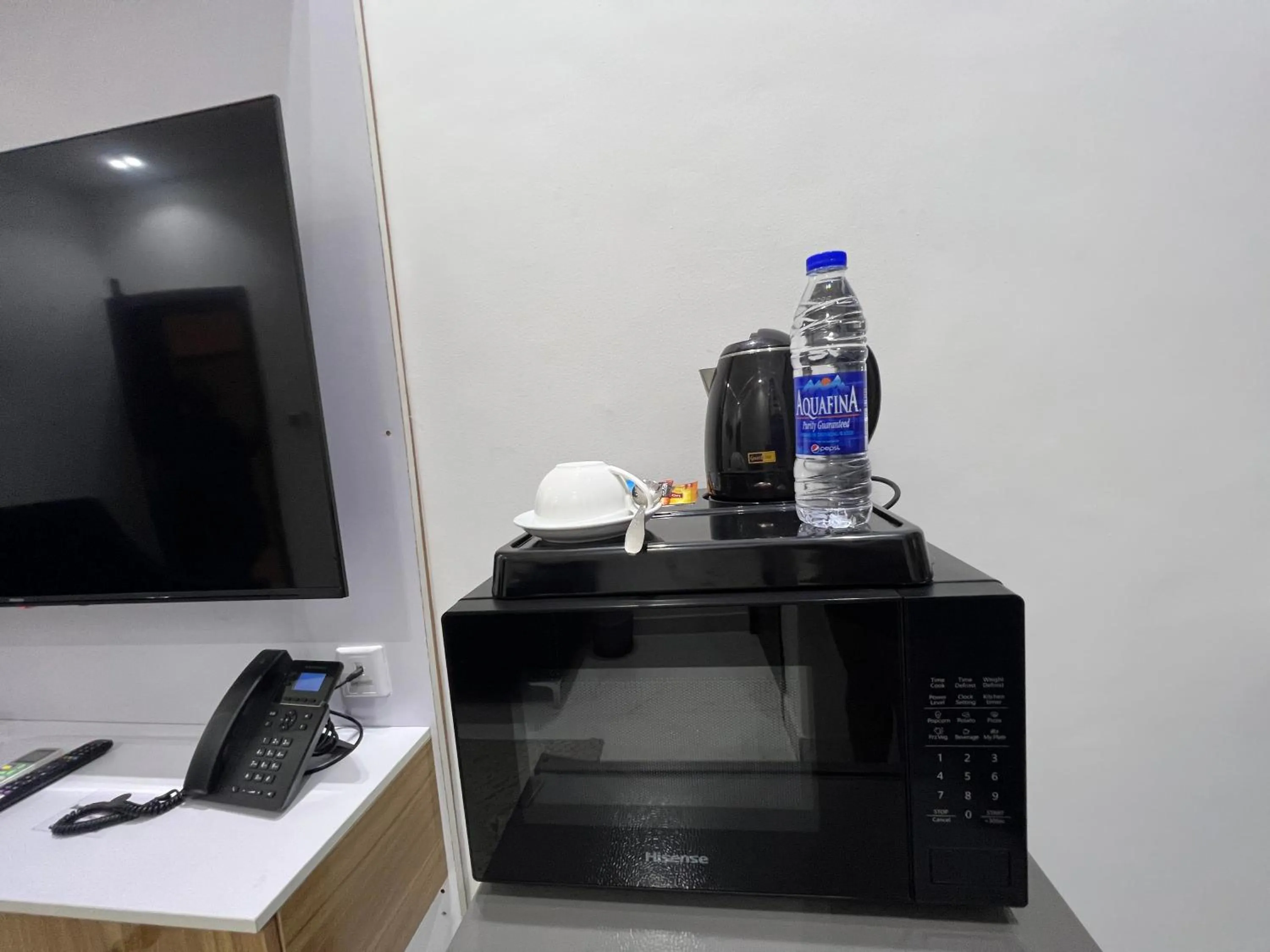 TV and multimedia in Riviera Hotel, Apartments & Resorts