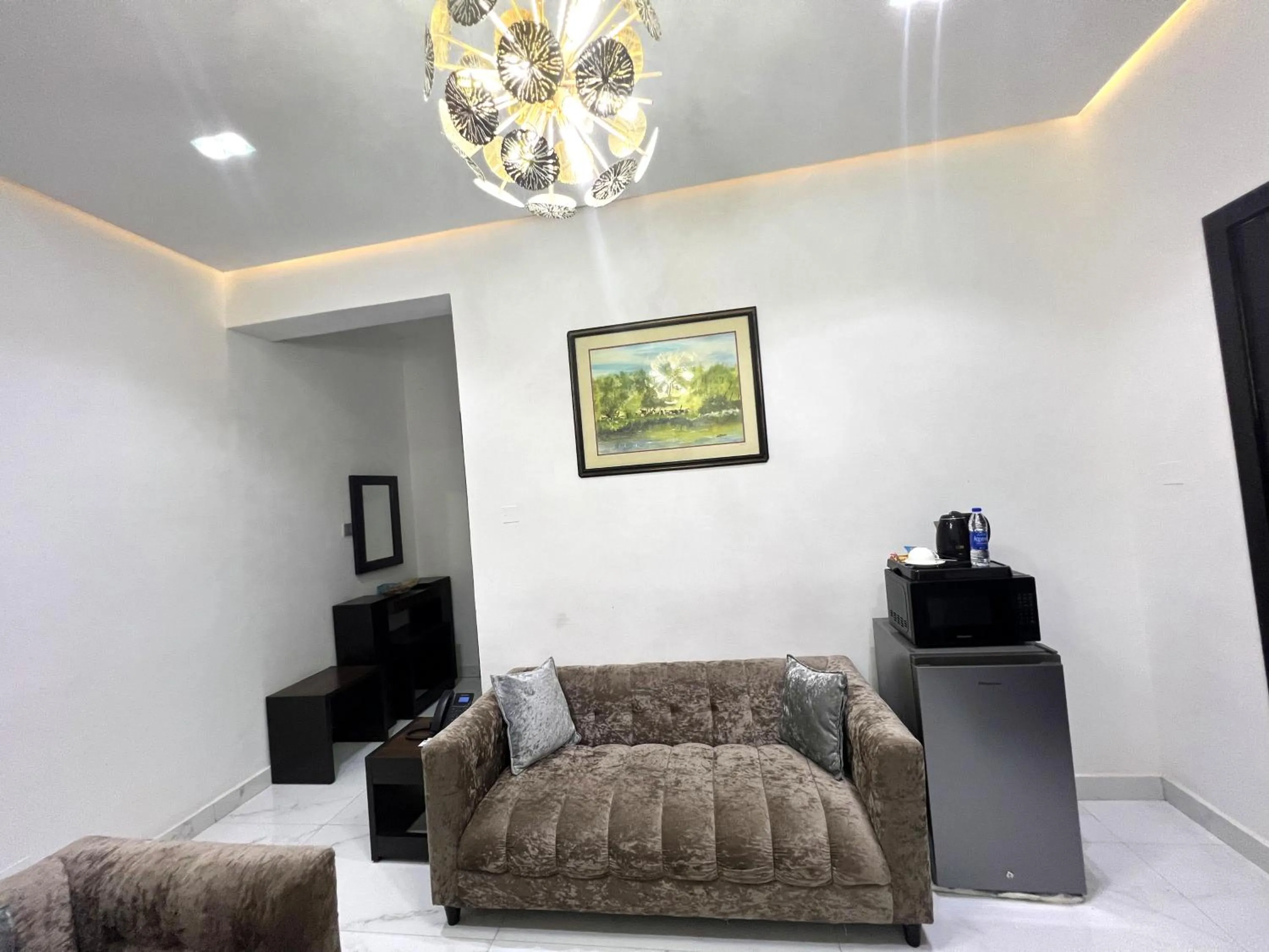 TV and multimedia in Riviera Hotel, Apartments & Resorts