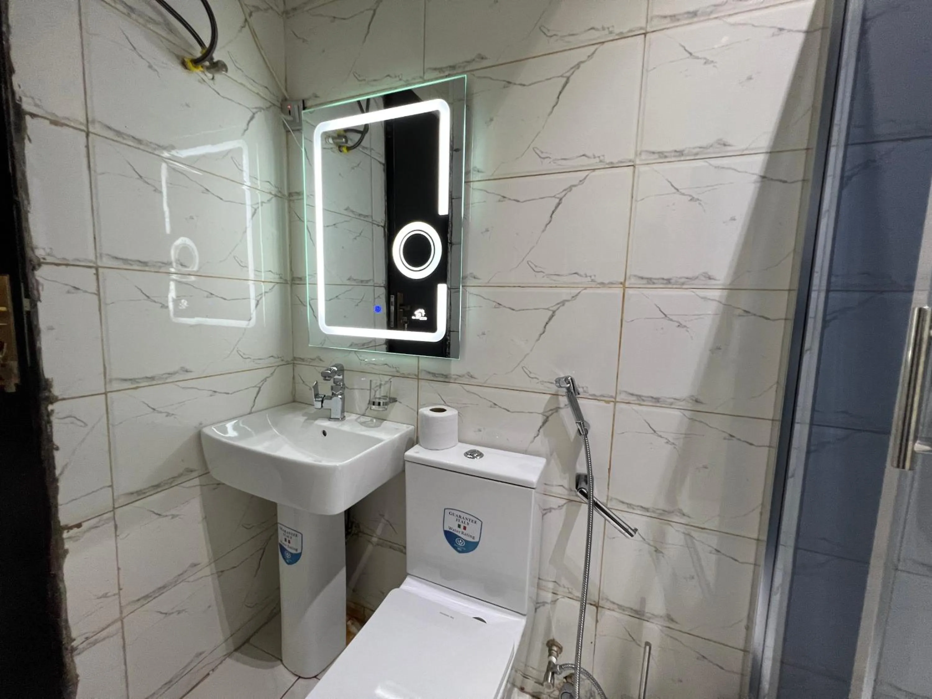 Shower in Riviera Hotel, Apartments & Resorts