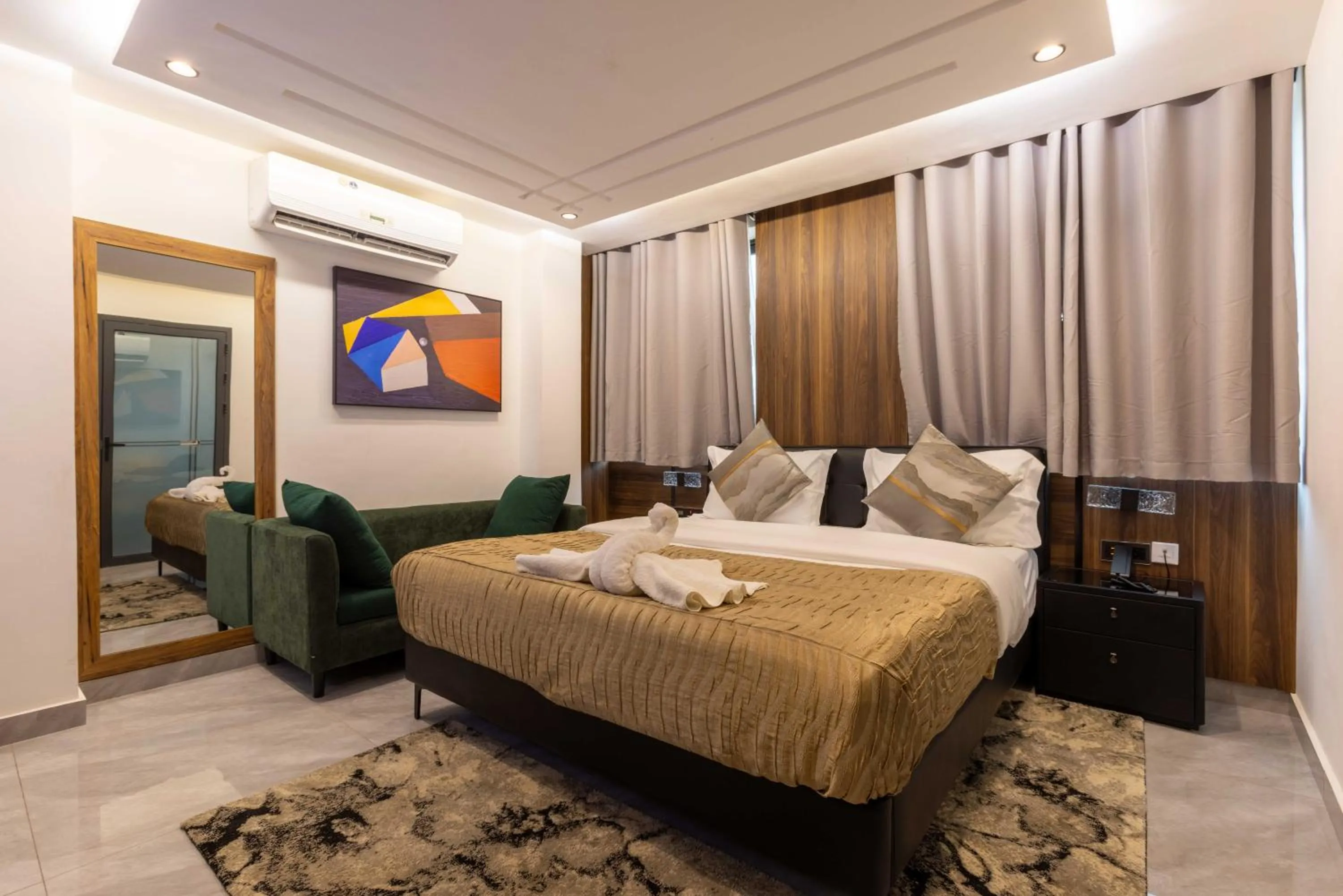 Bed in The Cabyn Boutique Hotel