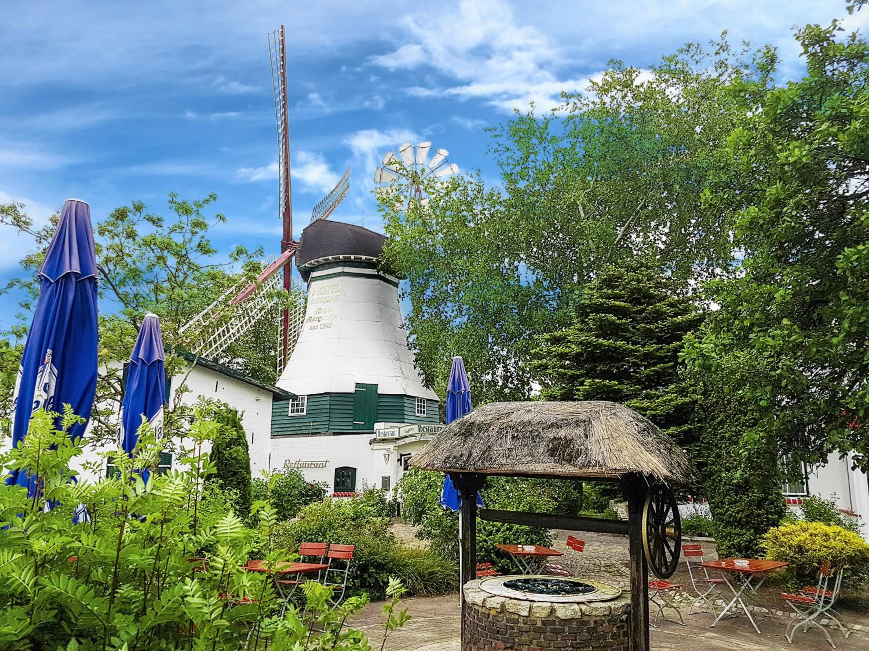 Property building in Der Mühlenhof