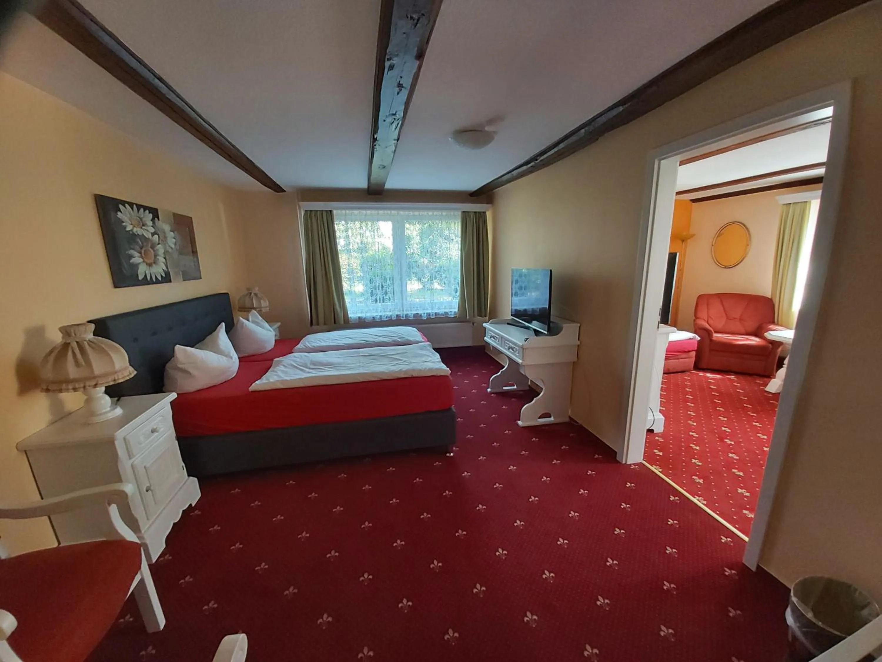 Photo of the whole room, Bed in Der Mühlenhof