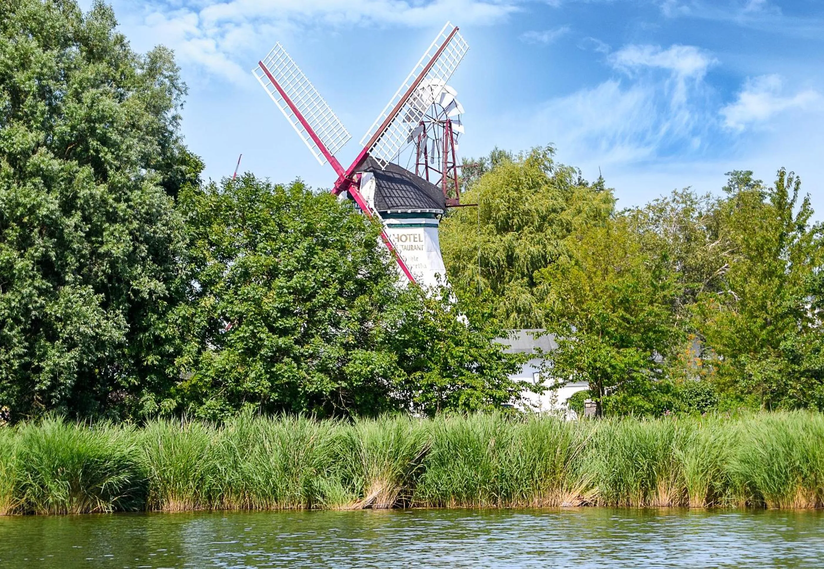 Property building in Der Mühlenhof