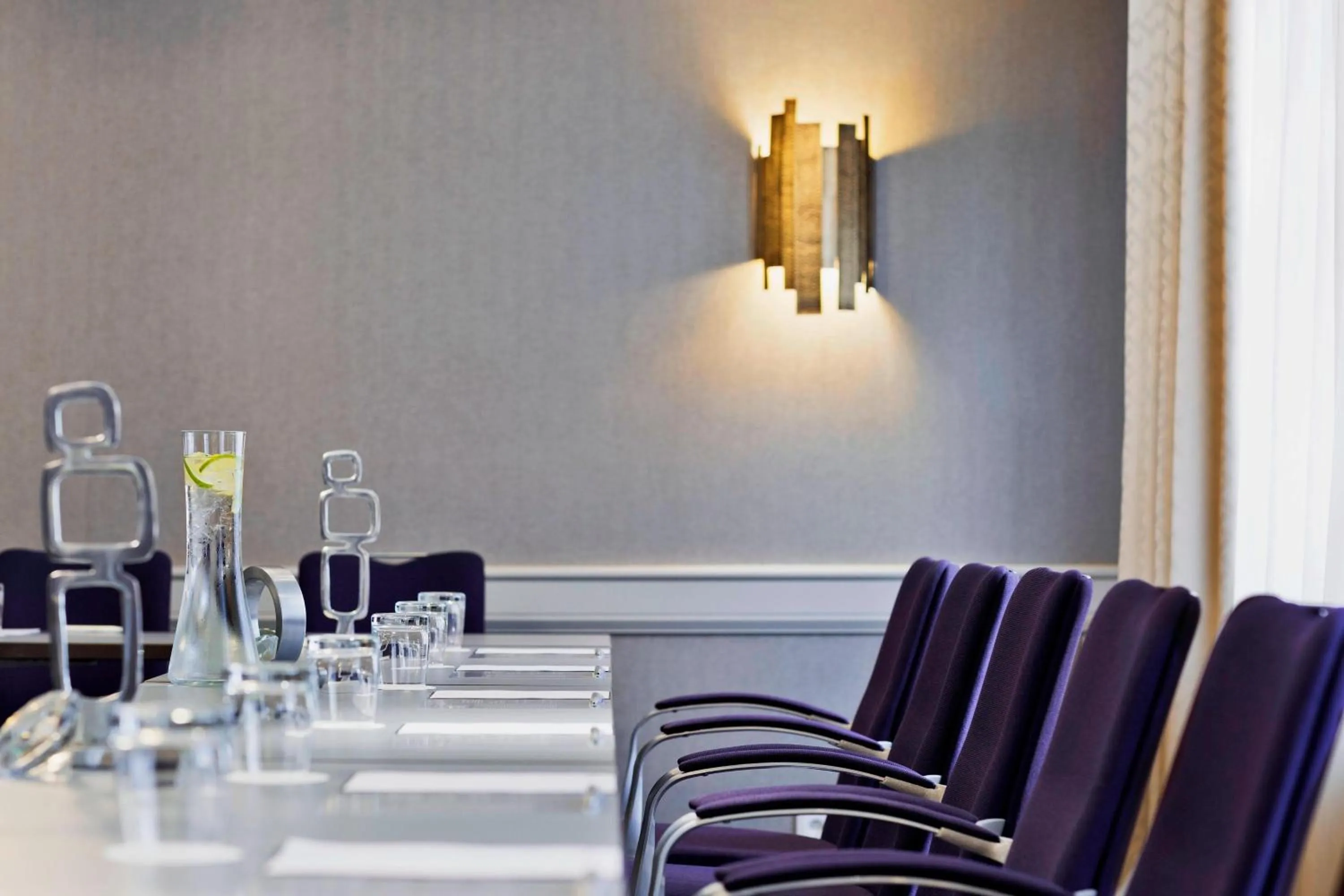 Meeting/conference room in Renaissance Vienna Schönbrunn Hotel