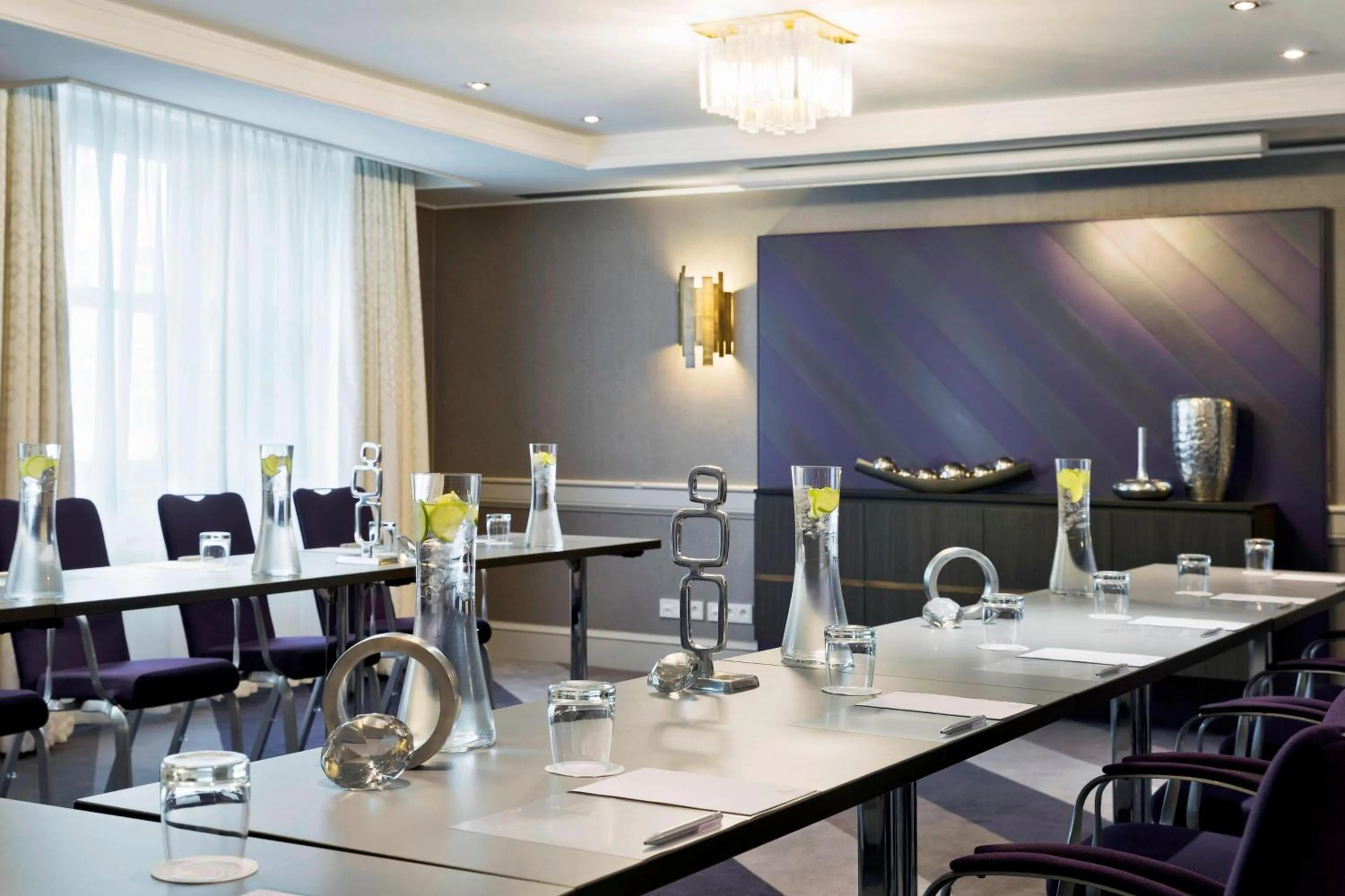 Meeting/conference room in Renaissance Vienna Schönbrunn Hotel