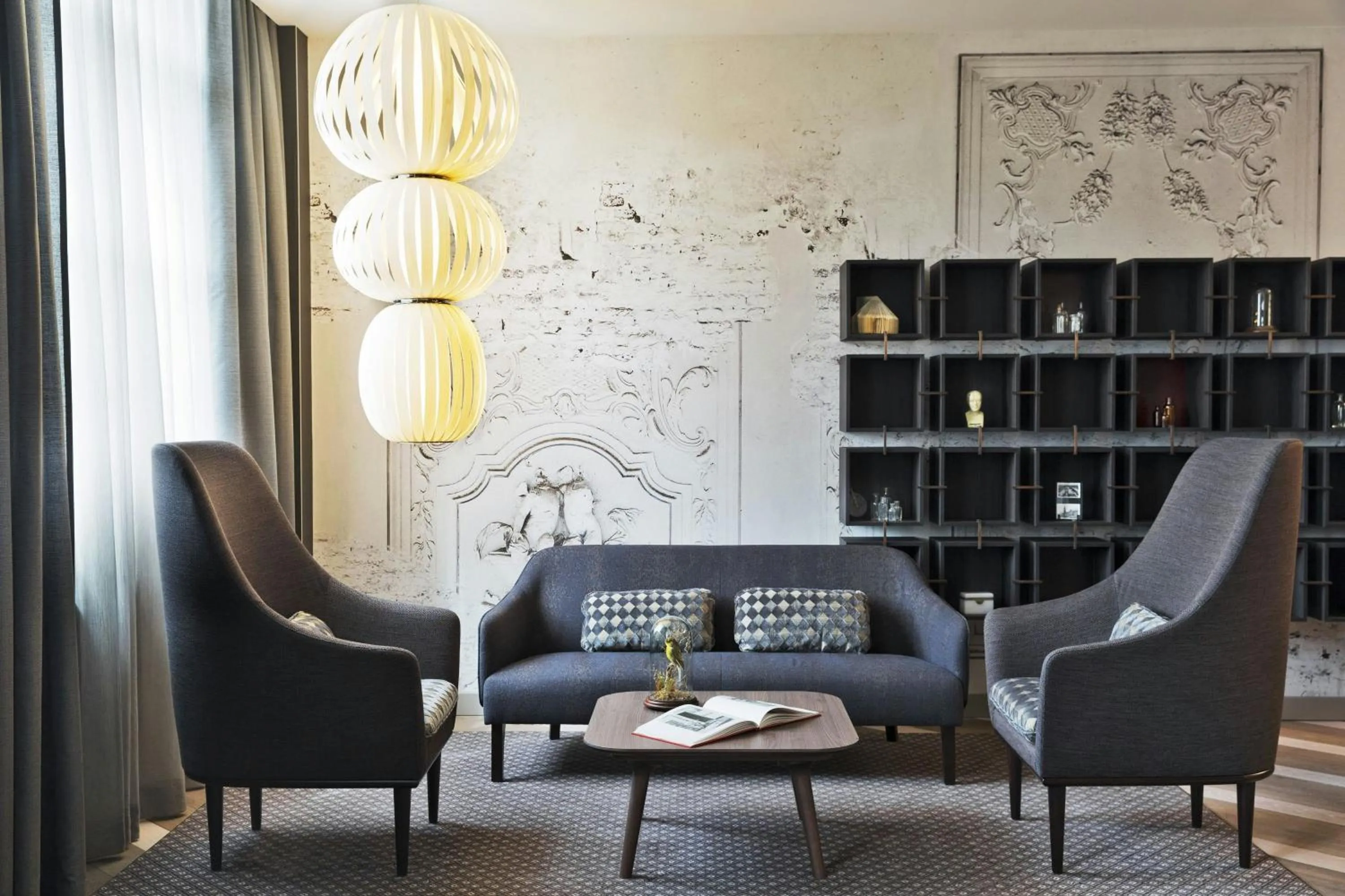 Restaurant/places to eat in Renaissance Vienna Schönbrunn Hotel