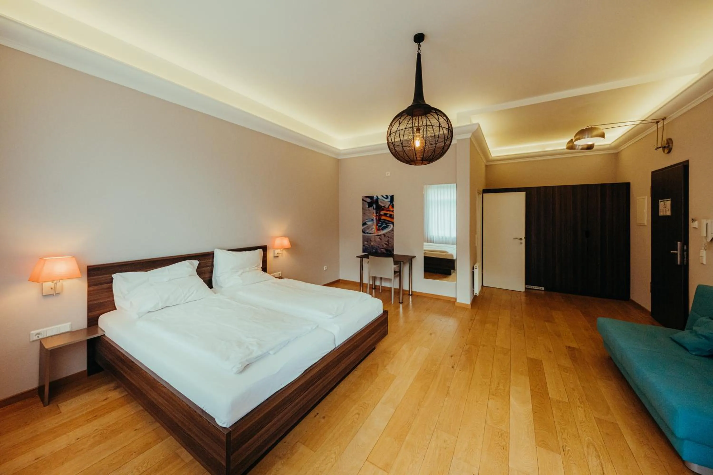 Photo of the whole room, Bed in BoardingWorld Heidelberg