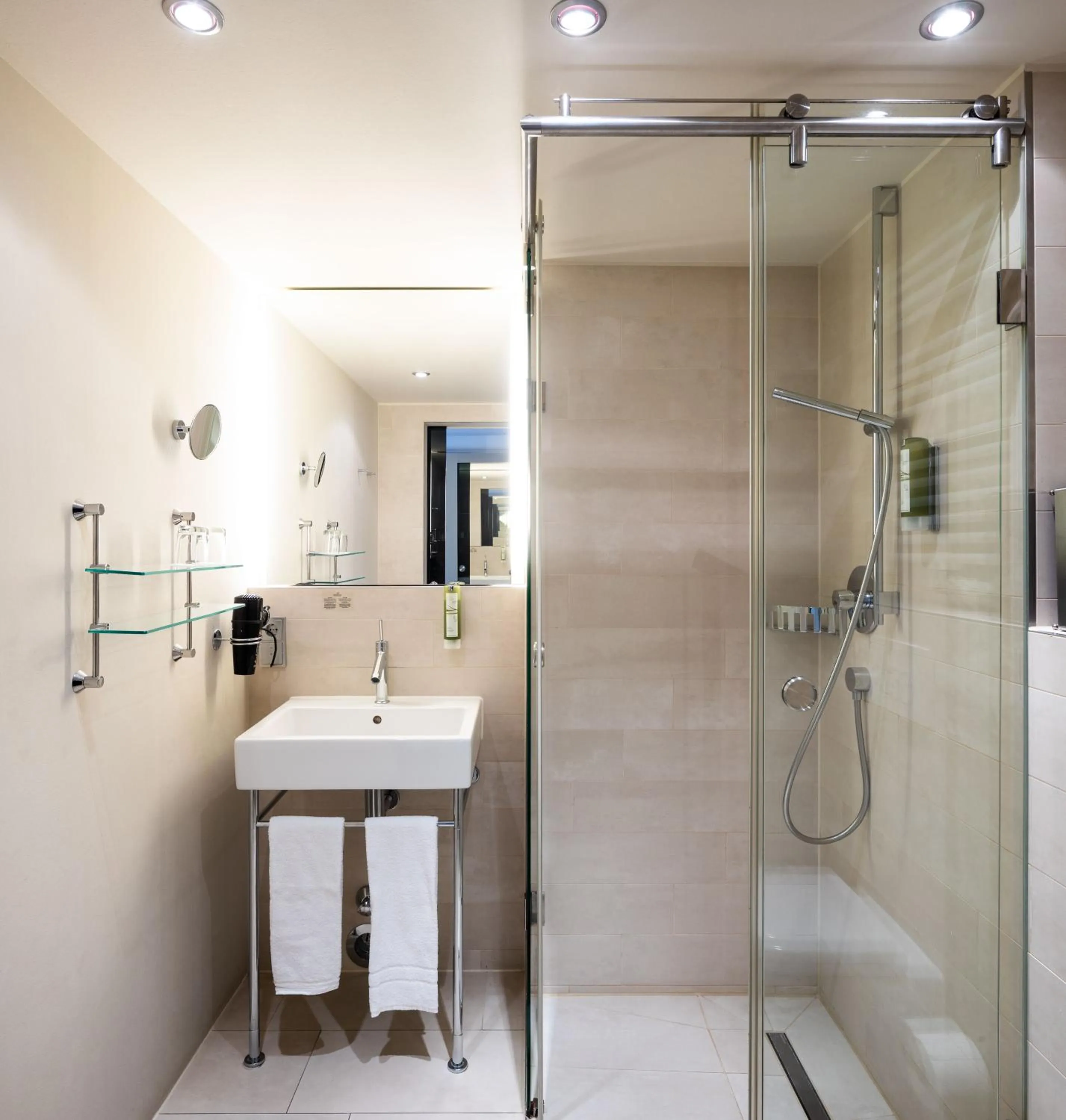 Shower in BoardingWorld Heidelberg