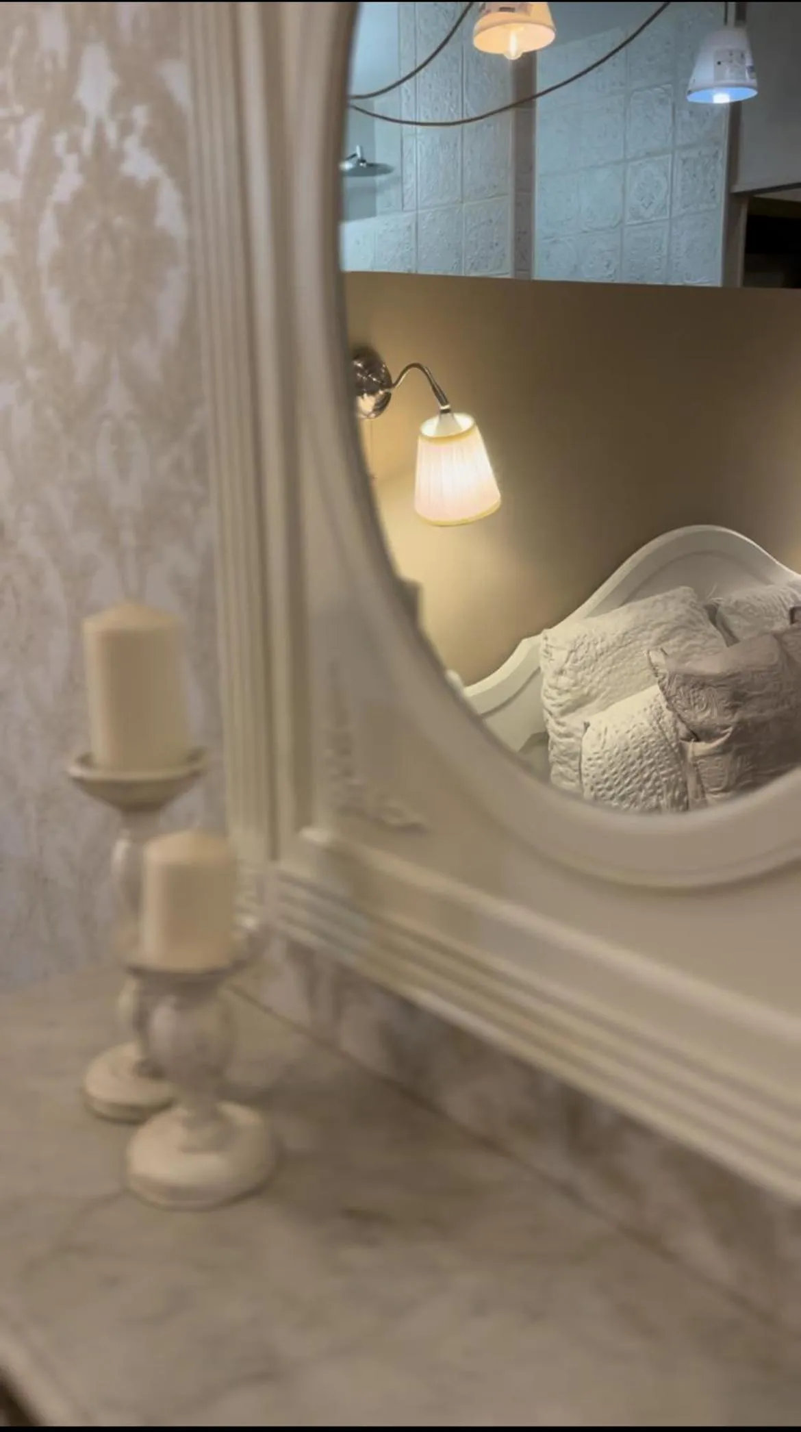 flat iron in La Belle Epoque & Spa - Maison d'hôtes