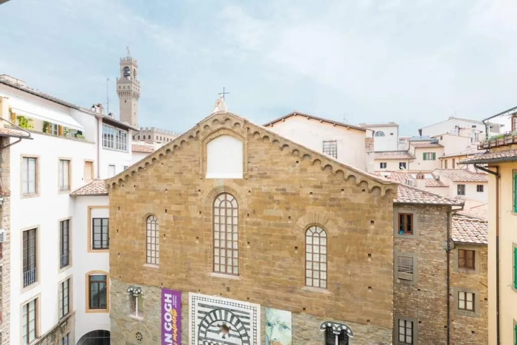 City view in Ponte Vecchio Luxury Flat
