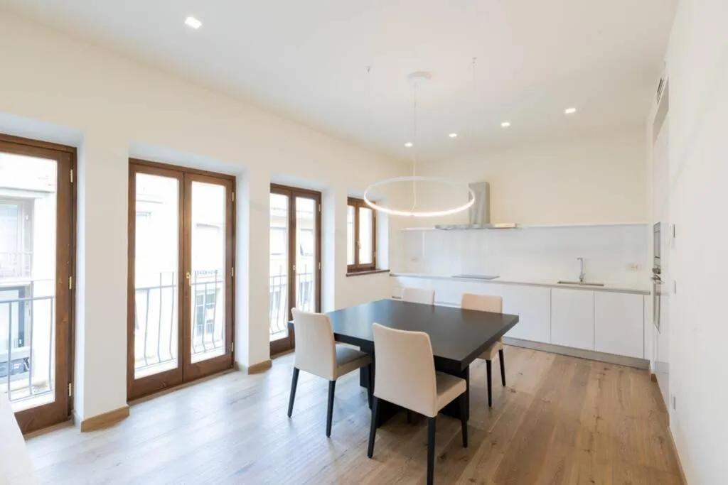Communal lounge/ TV room in Ponte Vecchio Luxury Flat