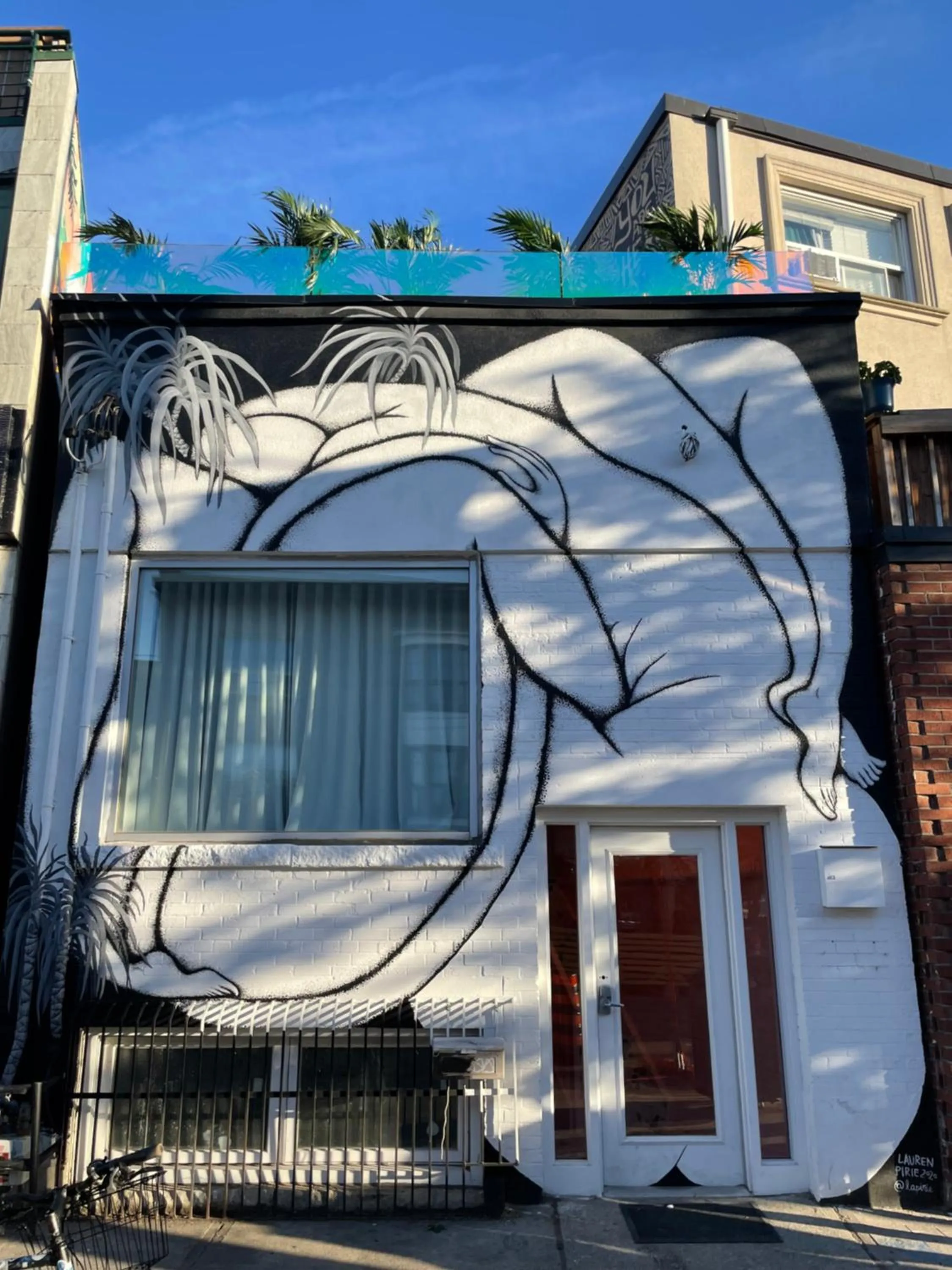 Facade/entrance in Ode