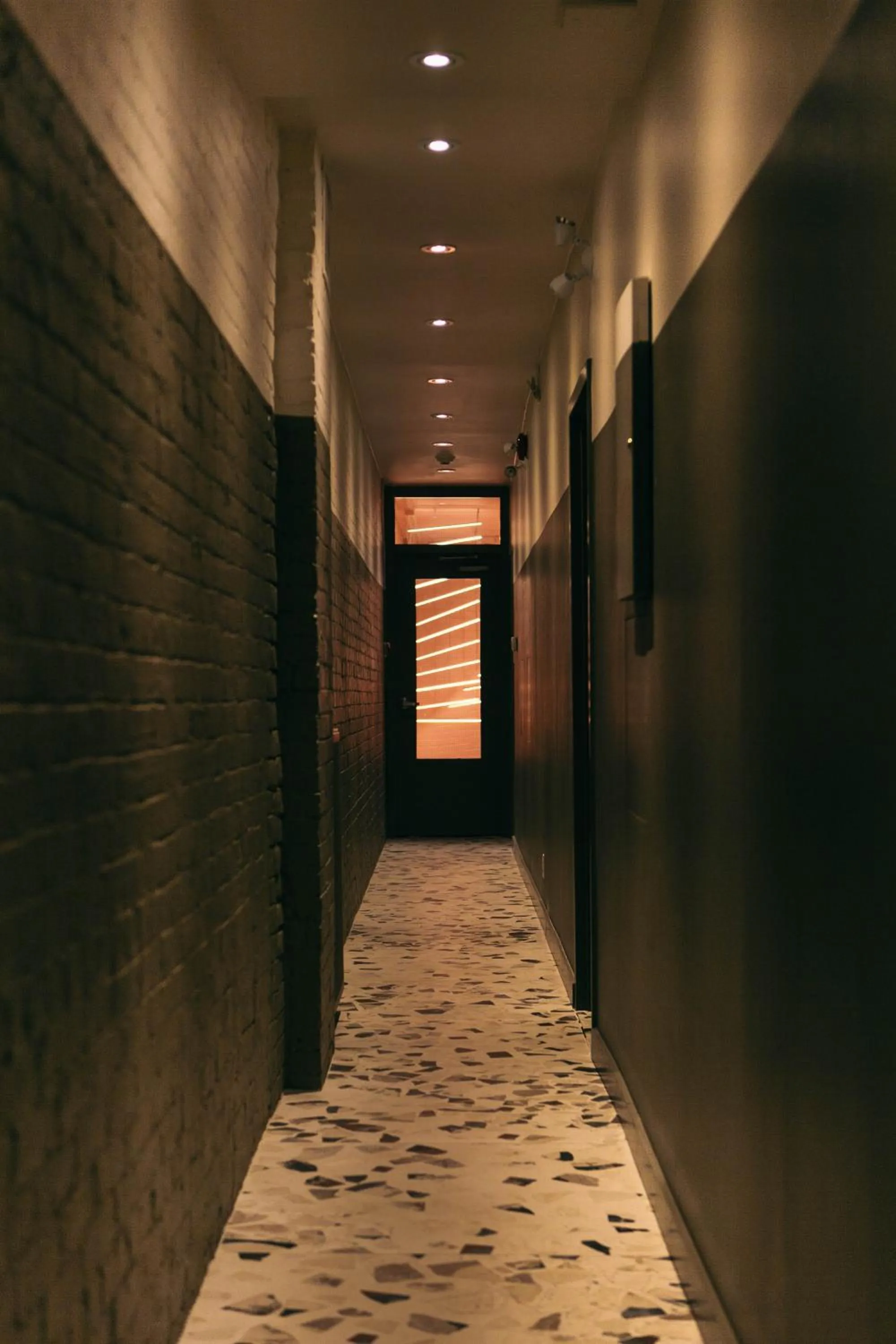 Facade/entrance in Ode