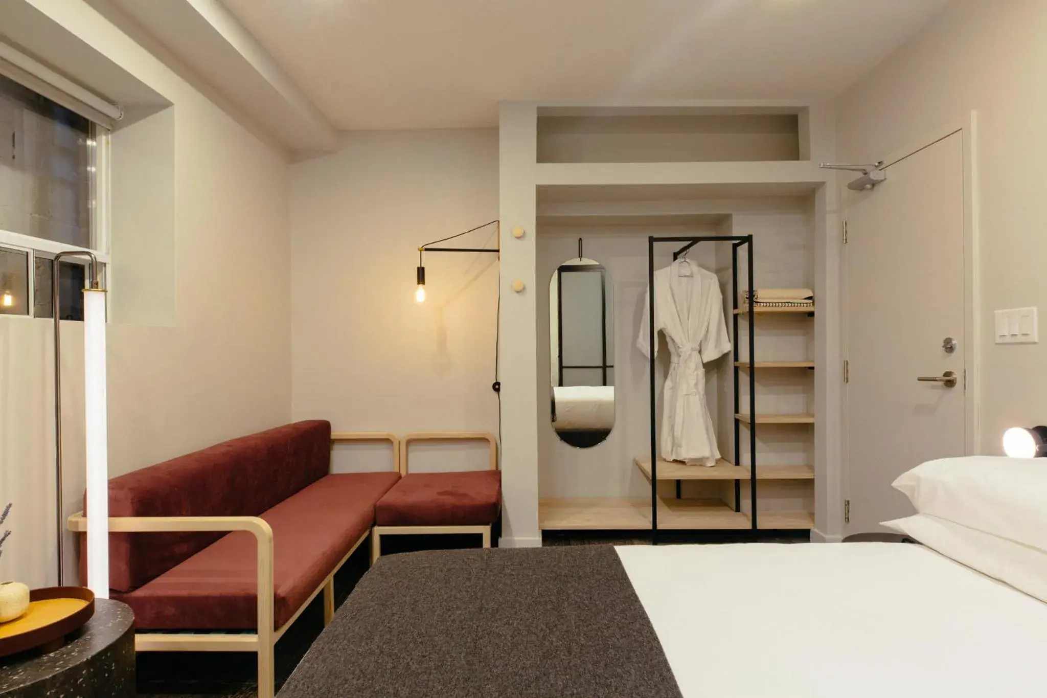 Photo of the whole room, Bed in Ode Photo of the whole room, Bed in Ode