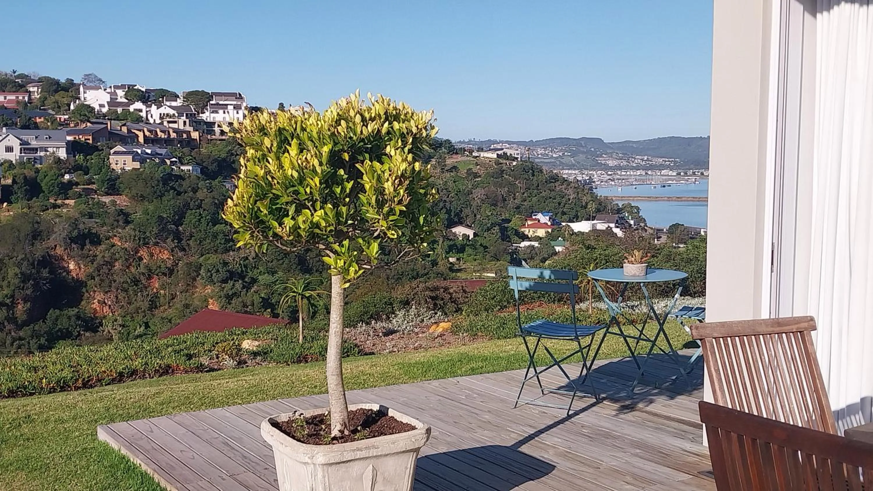 Patio in Knysna Estate Lagoon - Garden Apartments- Secure Estate - off the grid