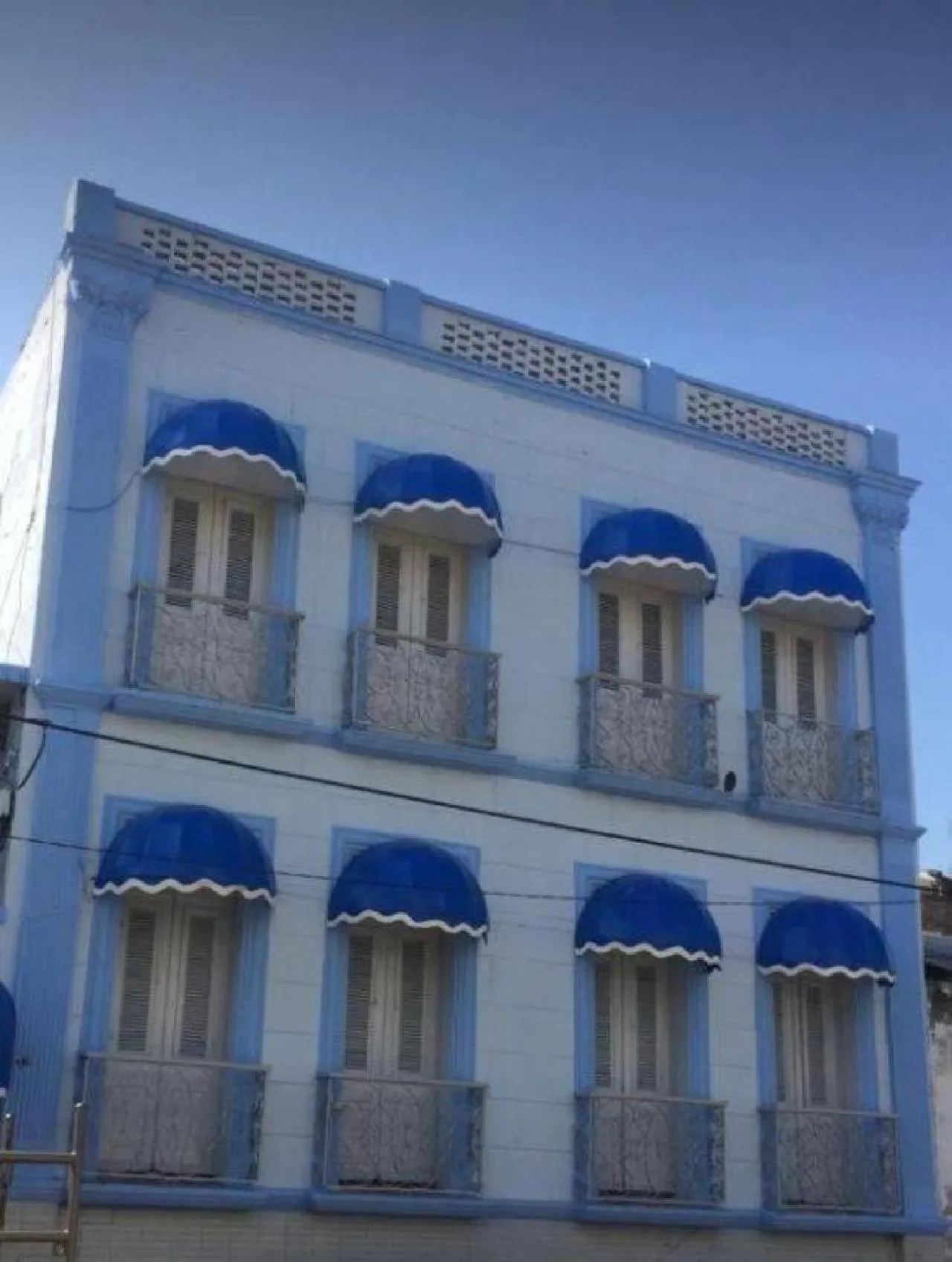Facade/entrance in Casa Almar