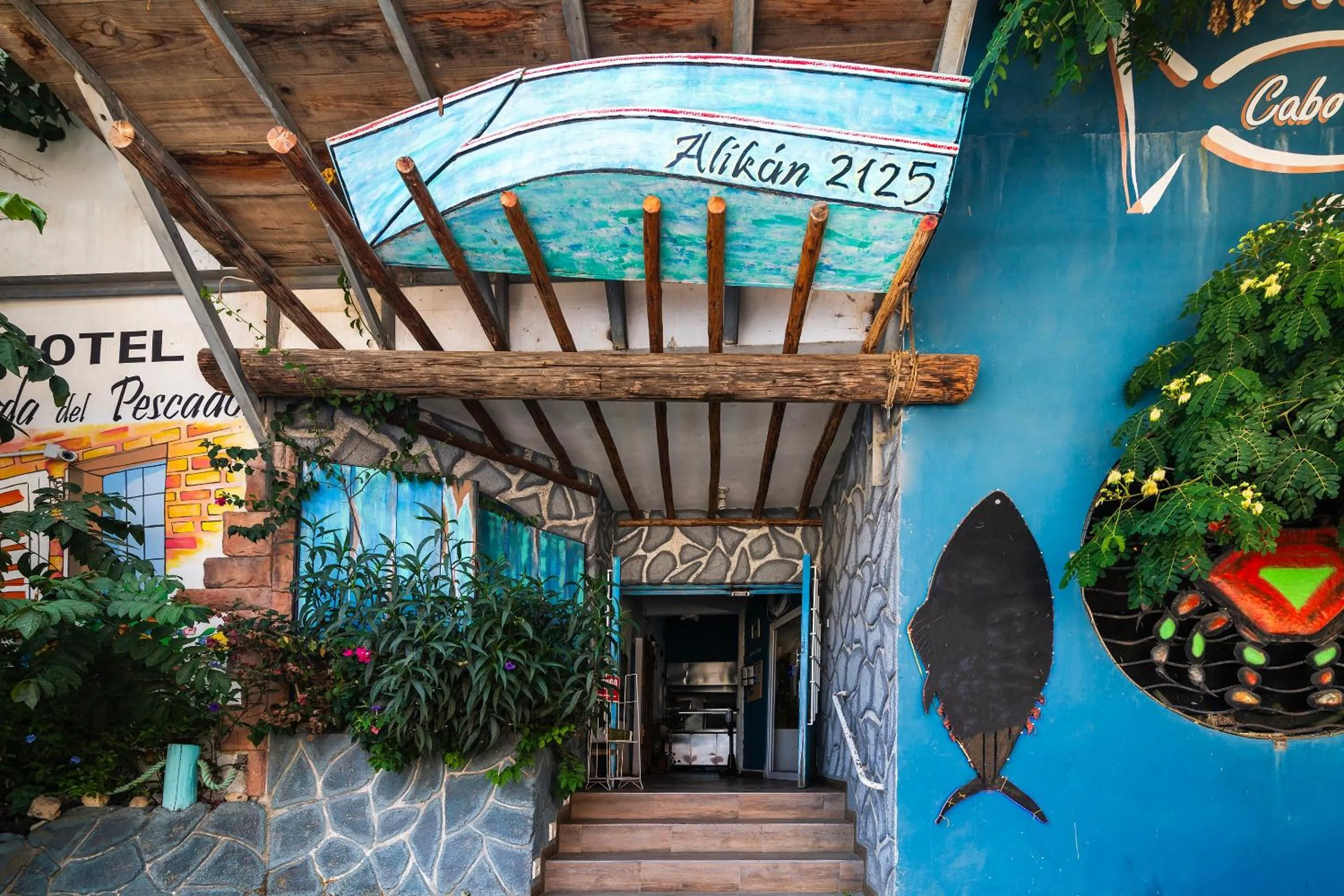 Facade/entrance in Capital O Posada Del Pescador, Los Cabos