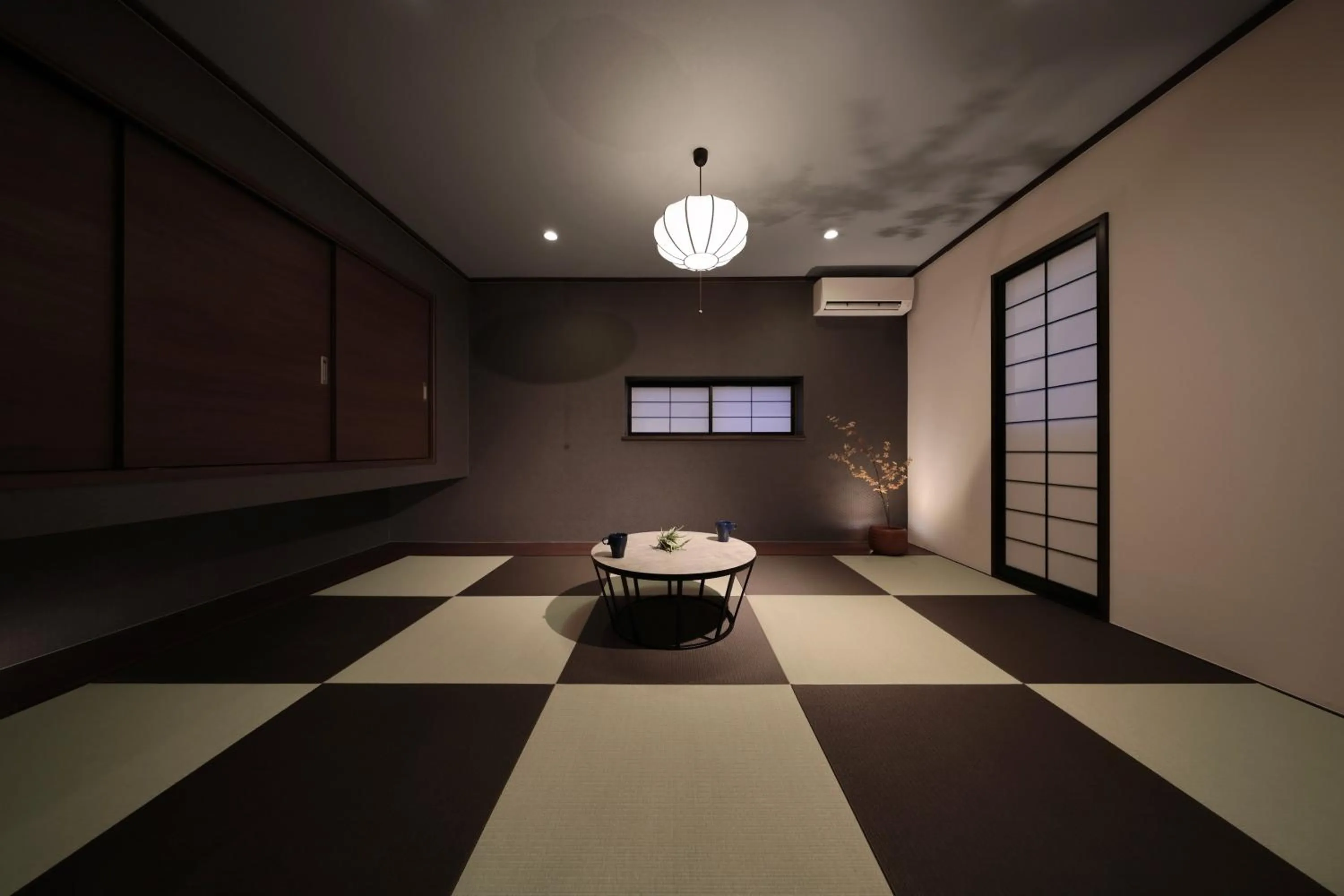 Crystal Besso Shirahama