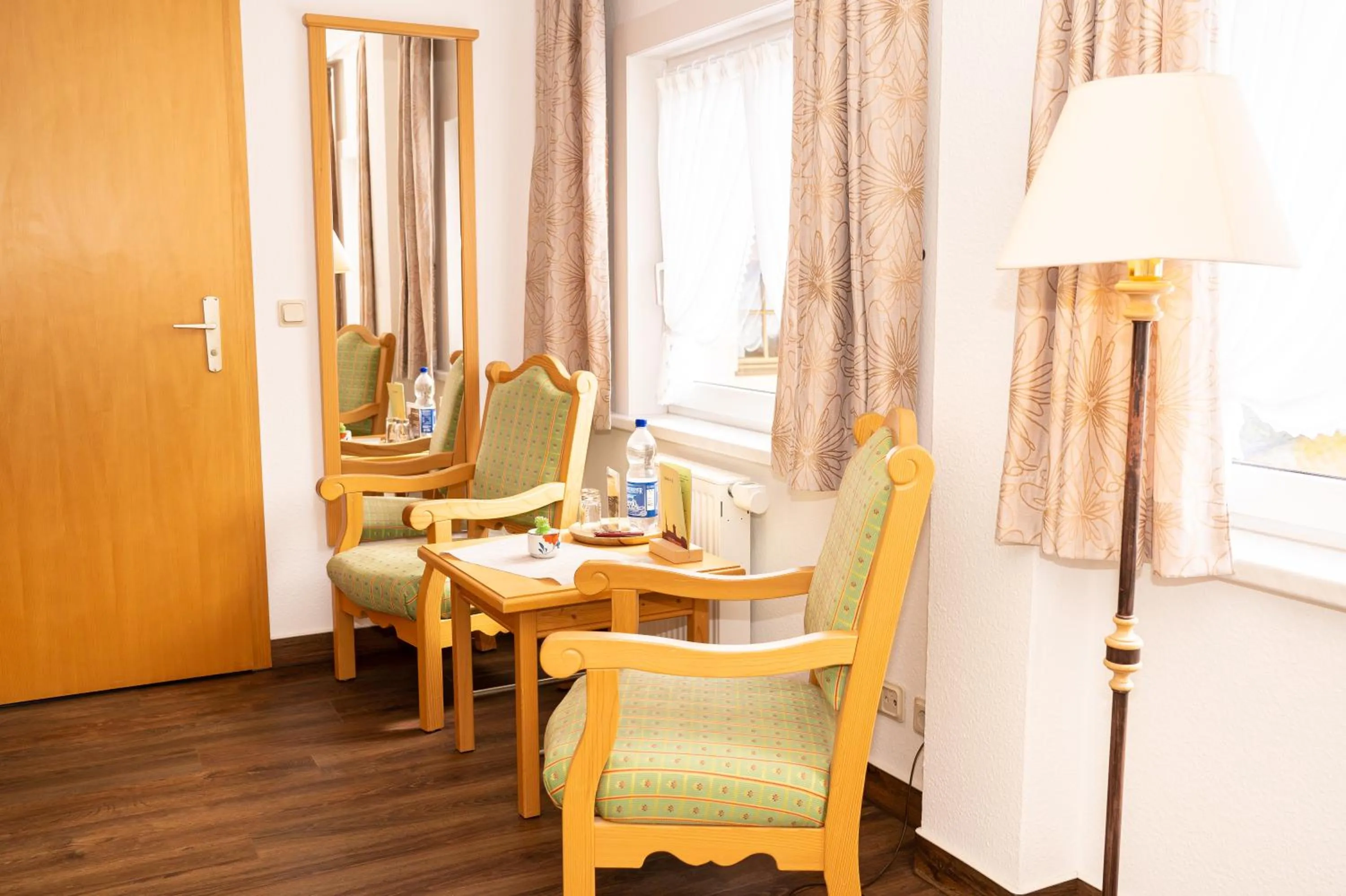 Living room in Hotel und Berggasthof Zum Sonnenhof