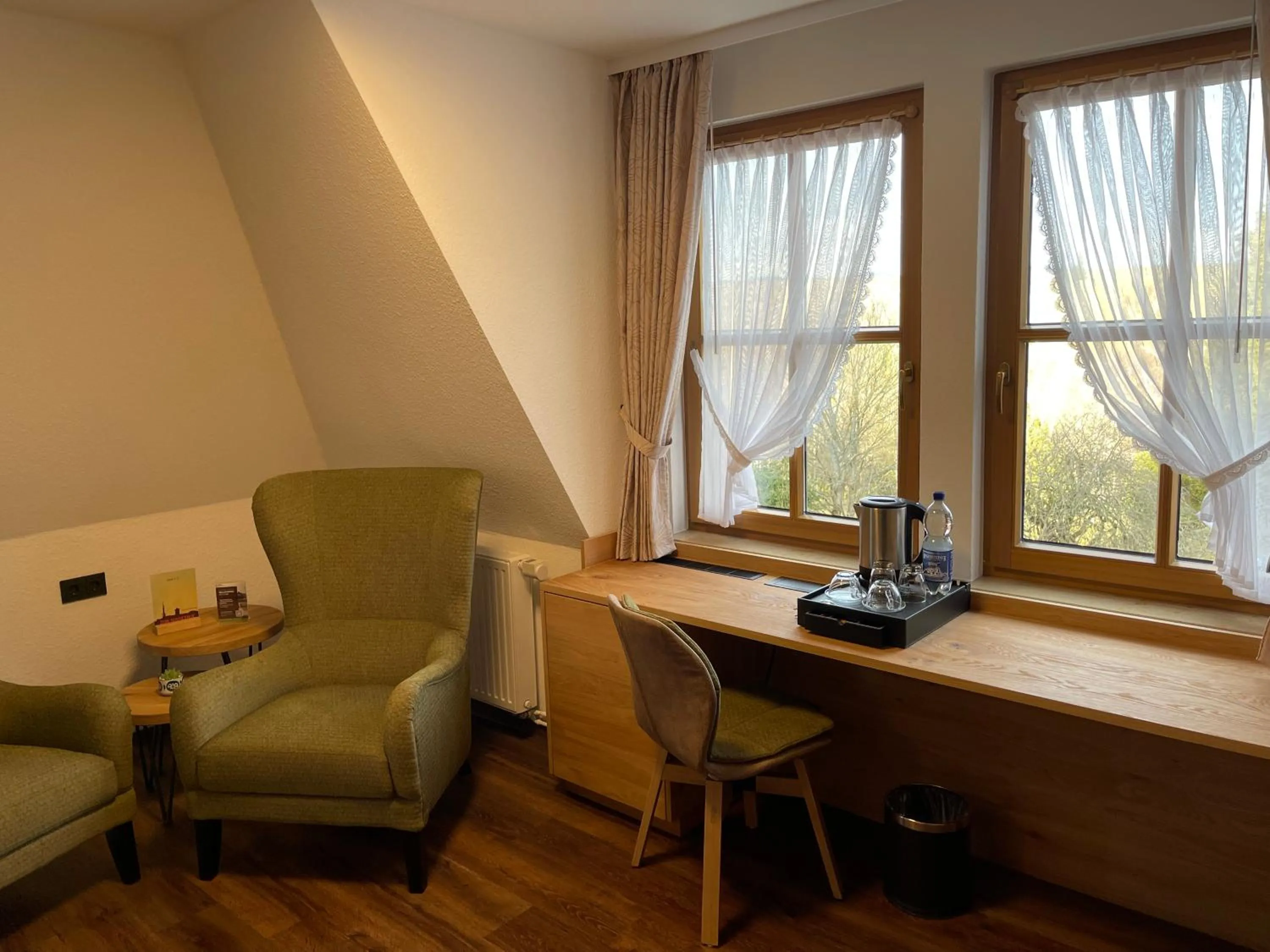 Photo of the whole room in Hotel und Berggasthof Zum Sonnenhof