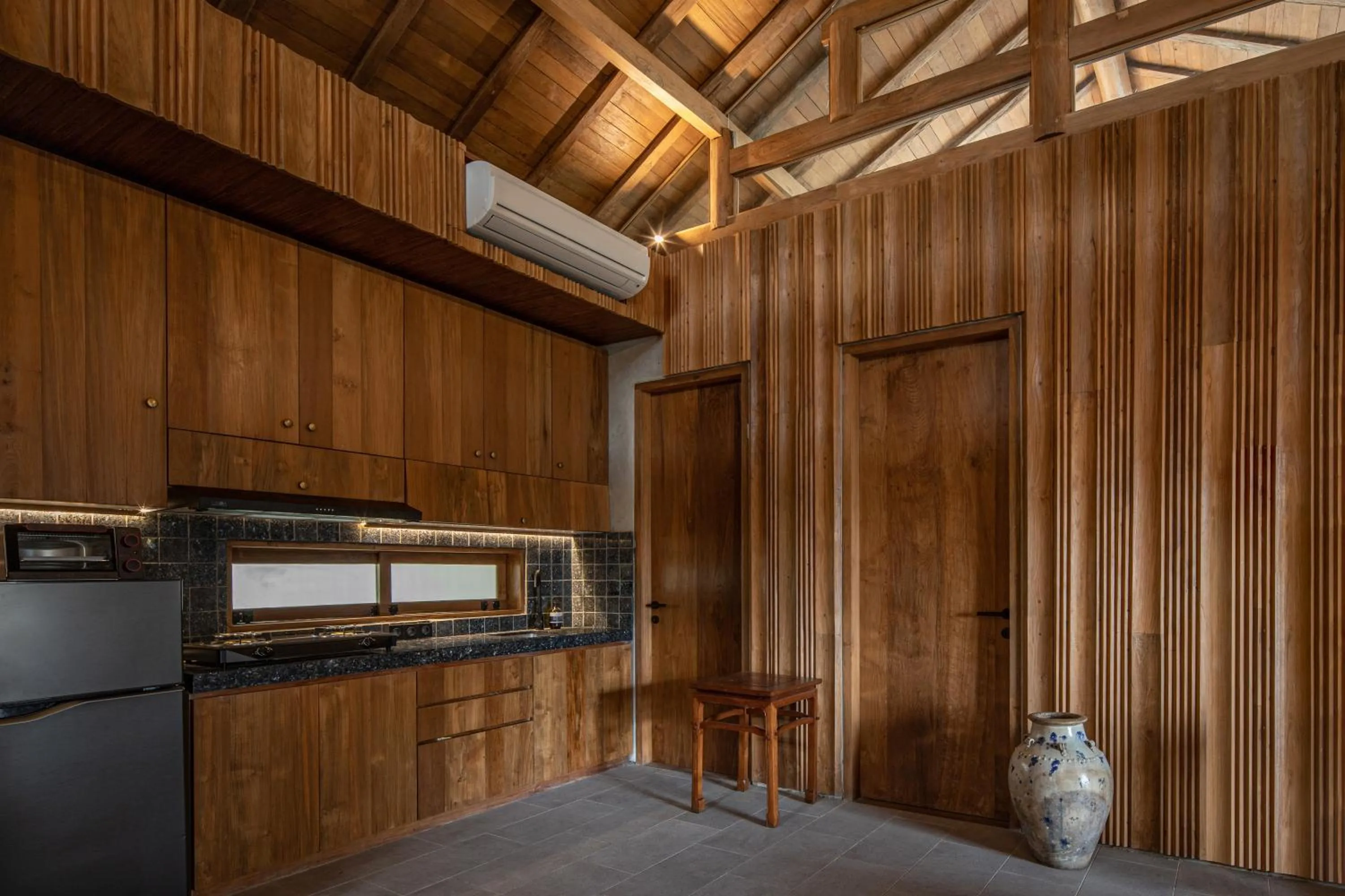 Kitchen or kitchenette in Tekuni 2