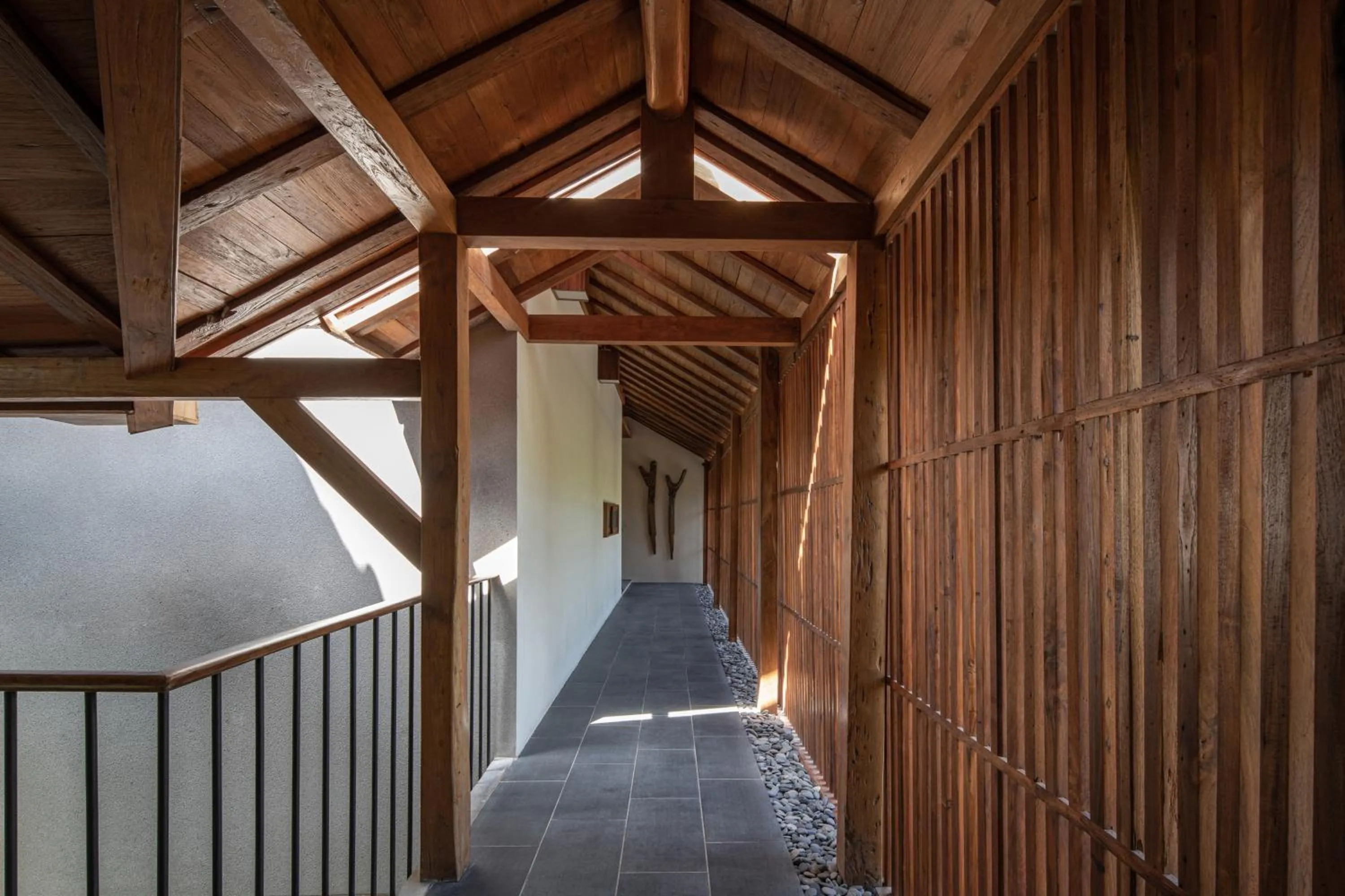 Property building in Tekuni 2