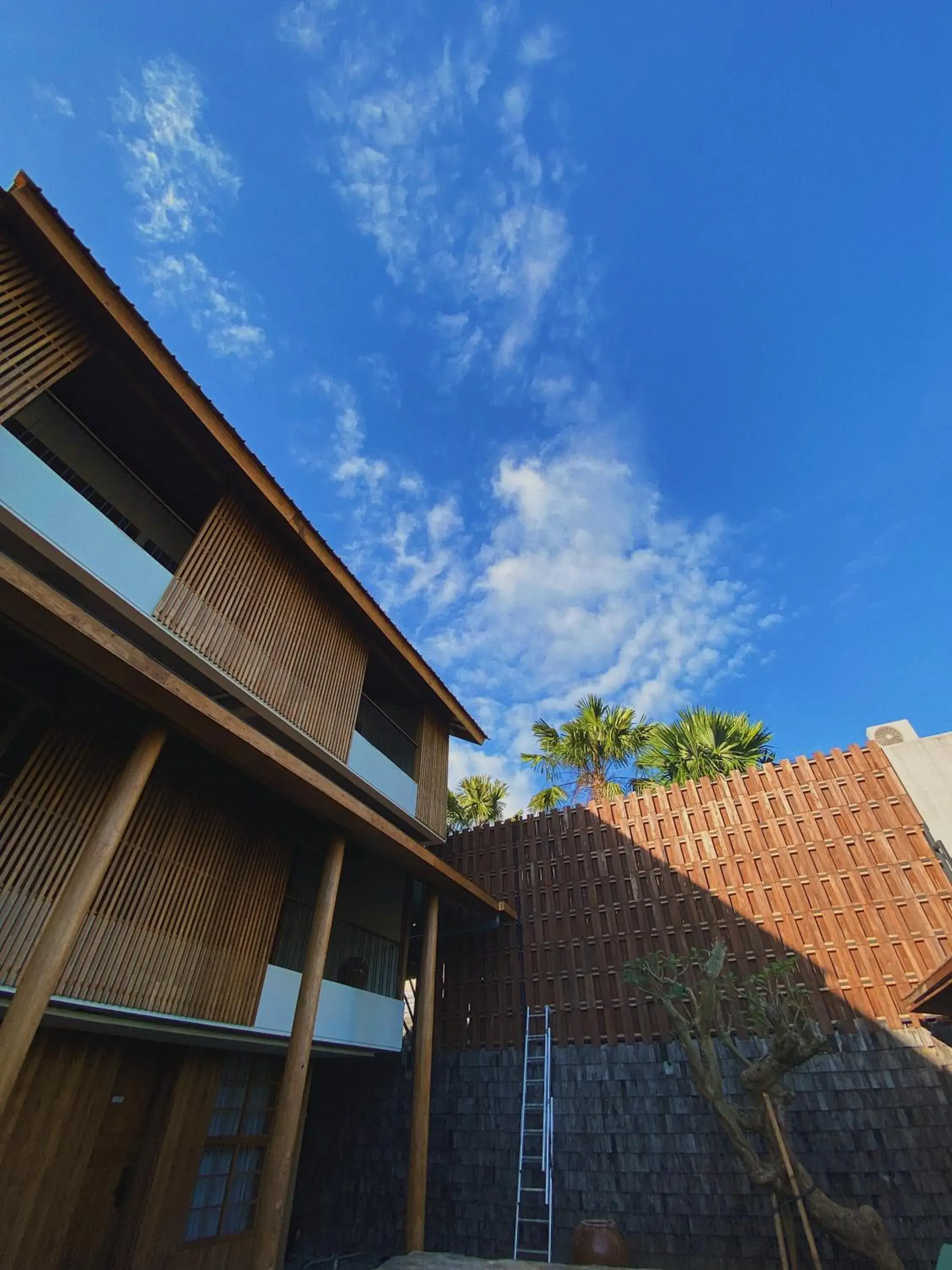 Property building in Tekuni 2 Property building in Tekuni 2