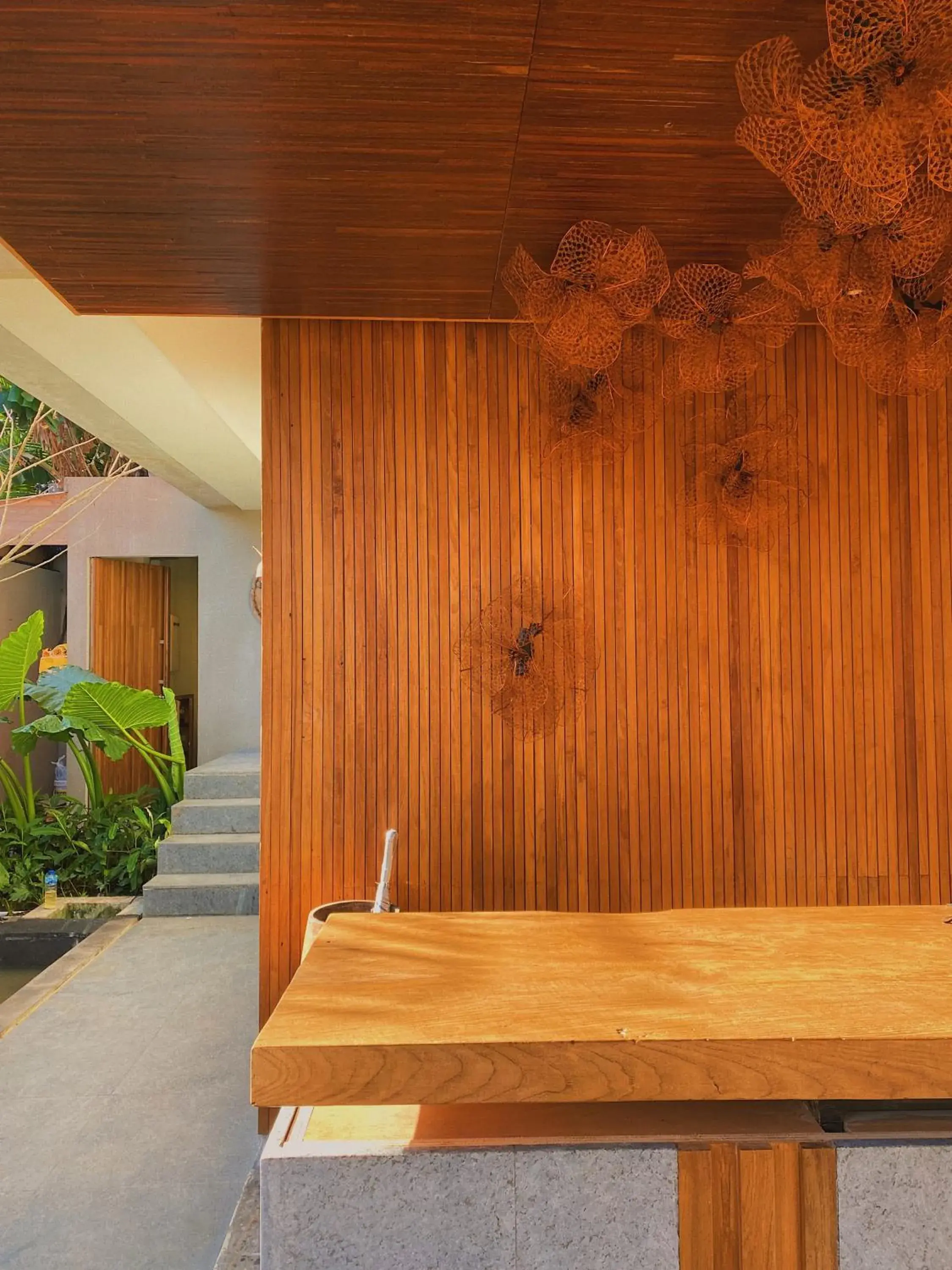 Property building in Tekuni 2 Property building in Tekuni 2