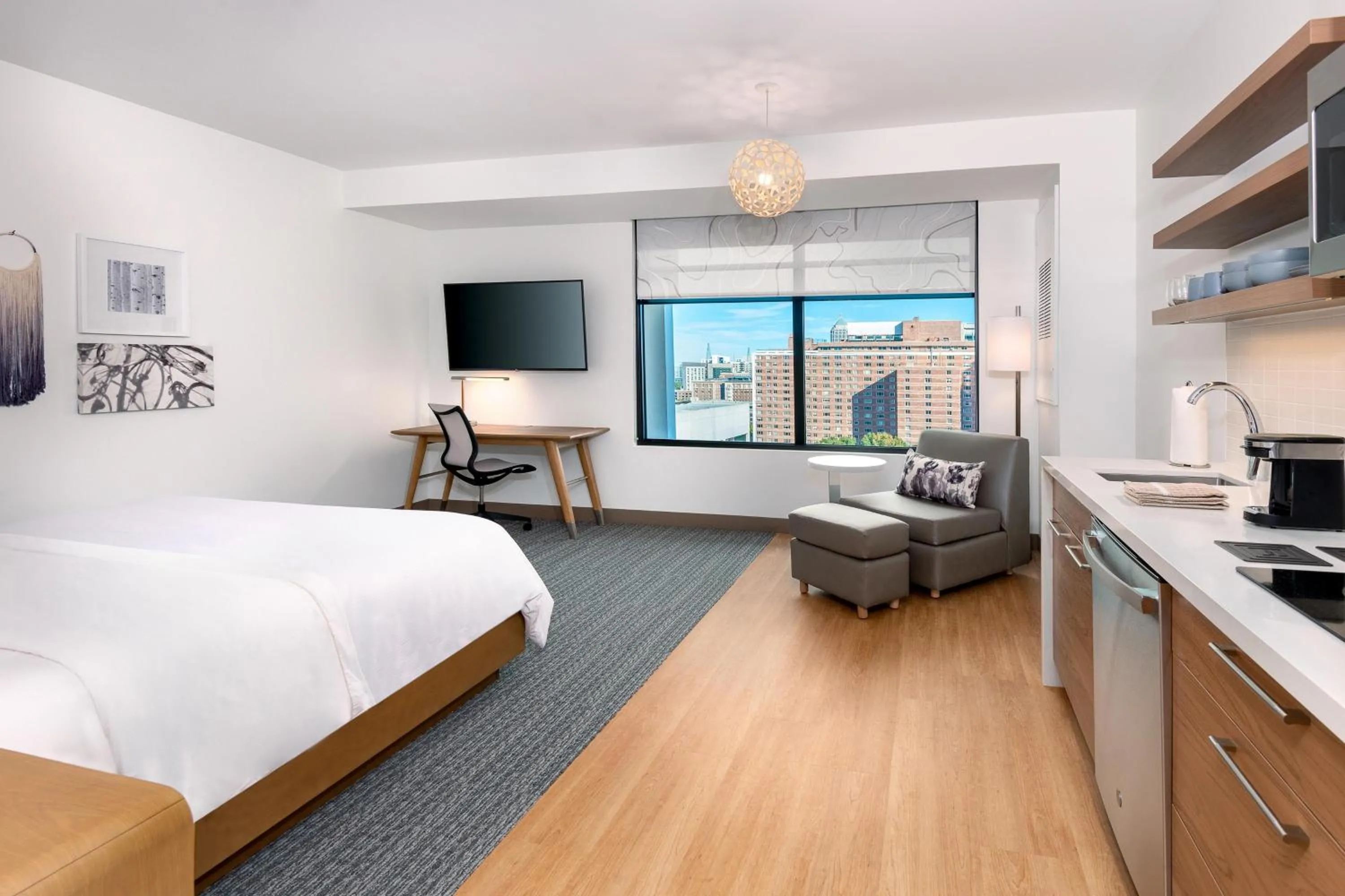 Photo of the whole room, Bed in Element Atlanta Midtown