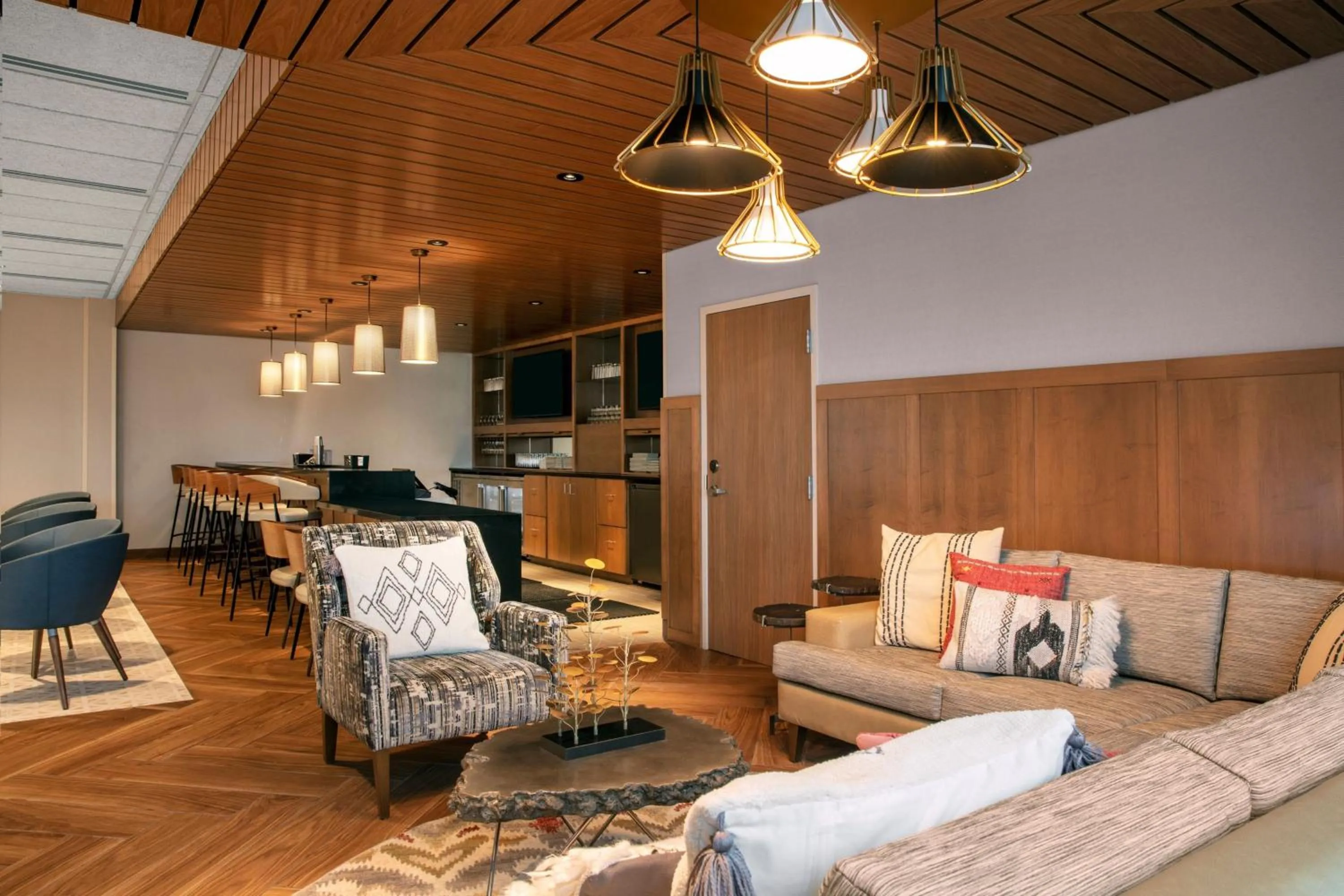 Lounge or bar in Fairfield by Marriott Inn & Suites Lewisburg