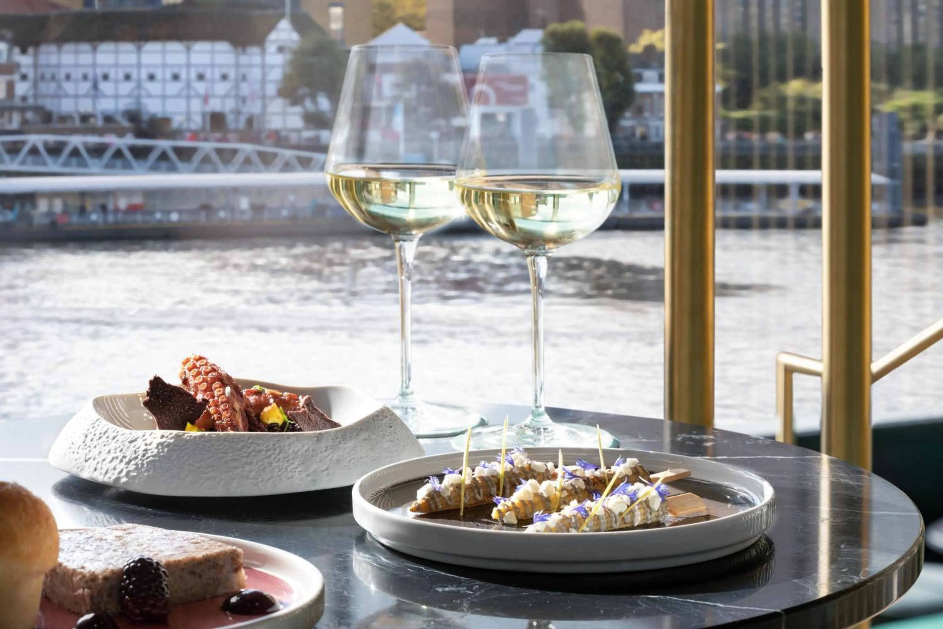 Restaurant/places to eat in The Westin London City