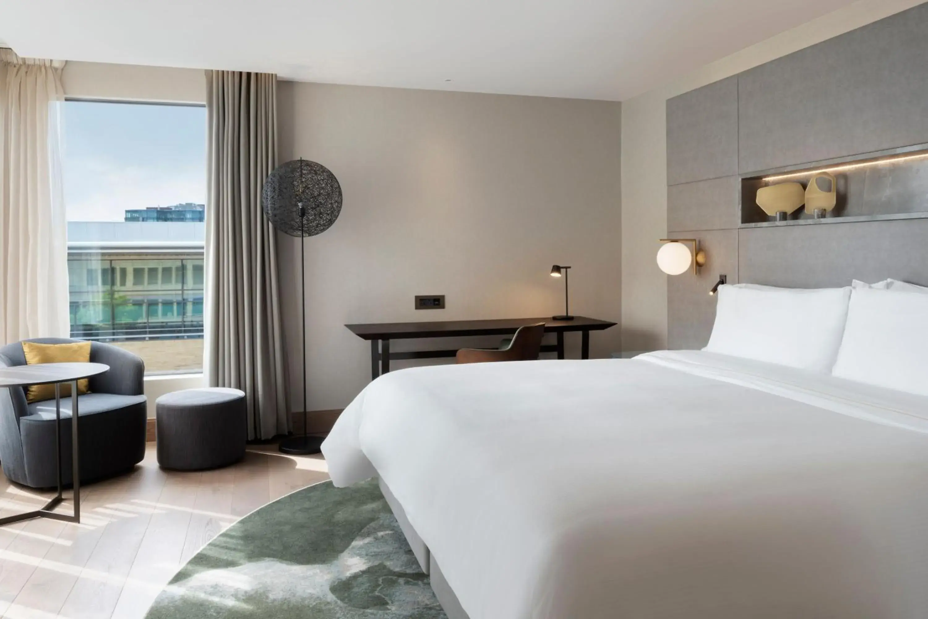 Privilege King Room - High Floor in The Westin London City Privilege King Room - High Floor in The Westin London City