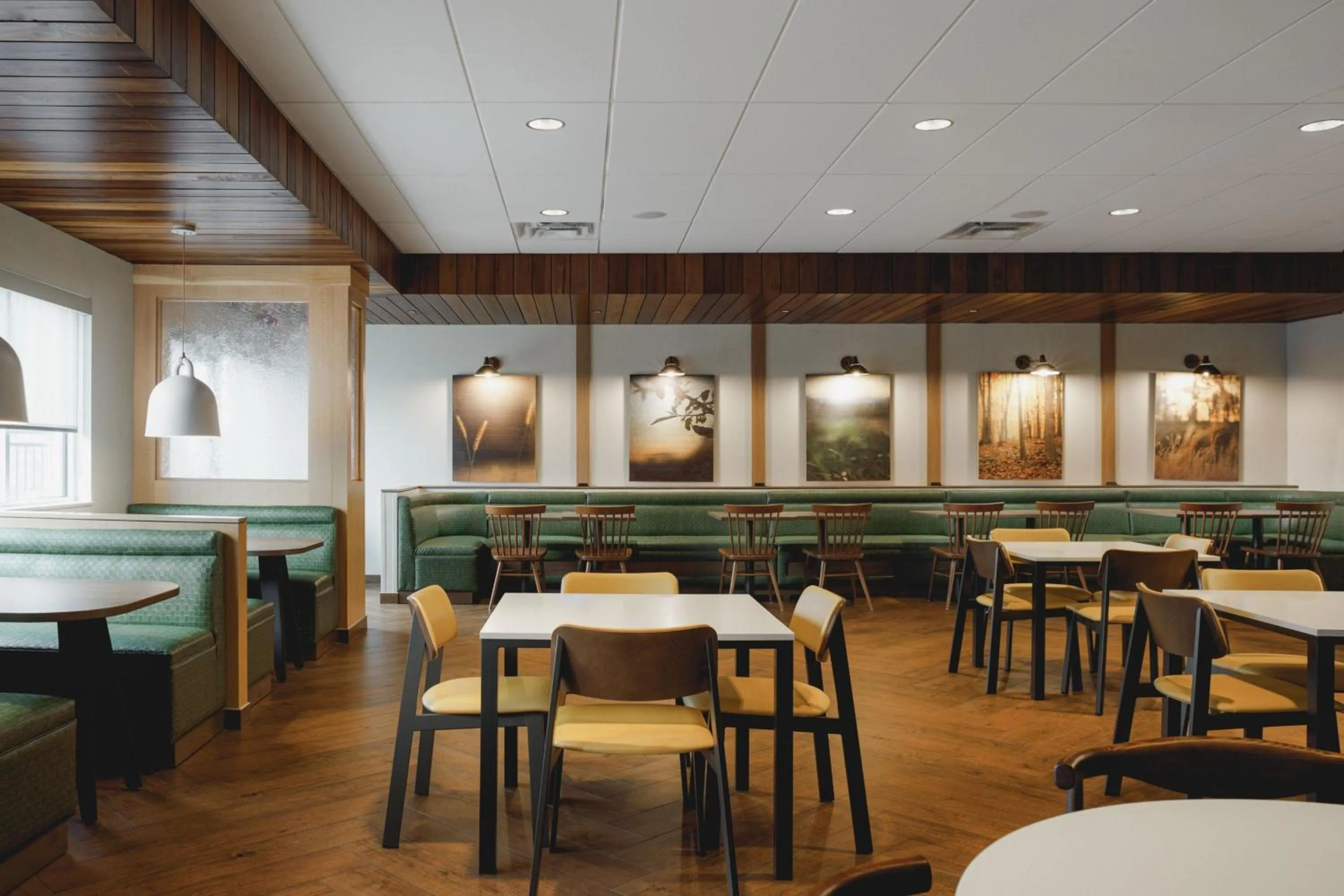 Breakfast in Fairfield by Marriott Inn & Suites Knoxville Northwest