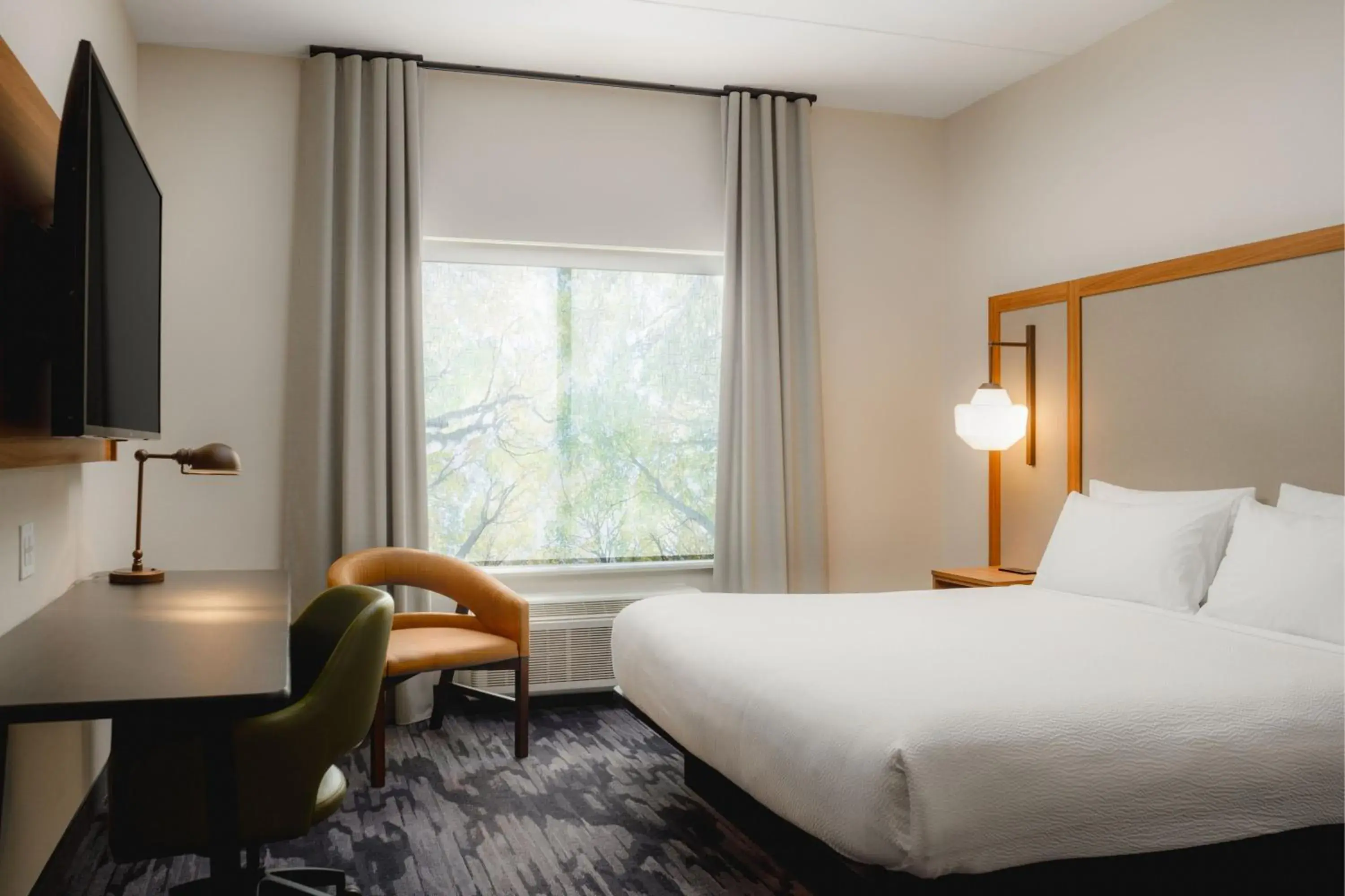 King Room in Fairfield by Marriott Inn & Suites Knoxville Northwest King Room in Fairfield by Marriott Inn & Suites Knoxville Northwest