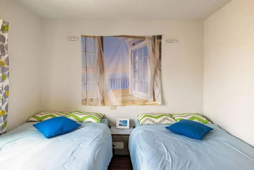 Photo of the whole room, Bed in MR. TOMO KAWANA