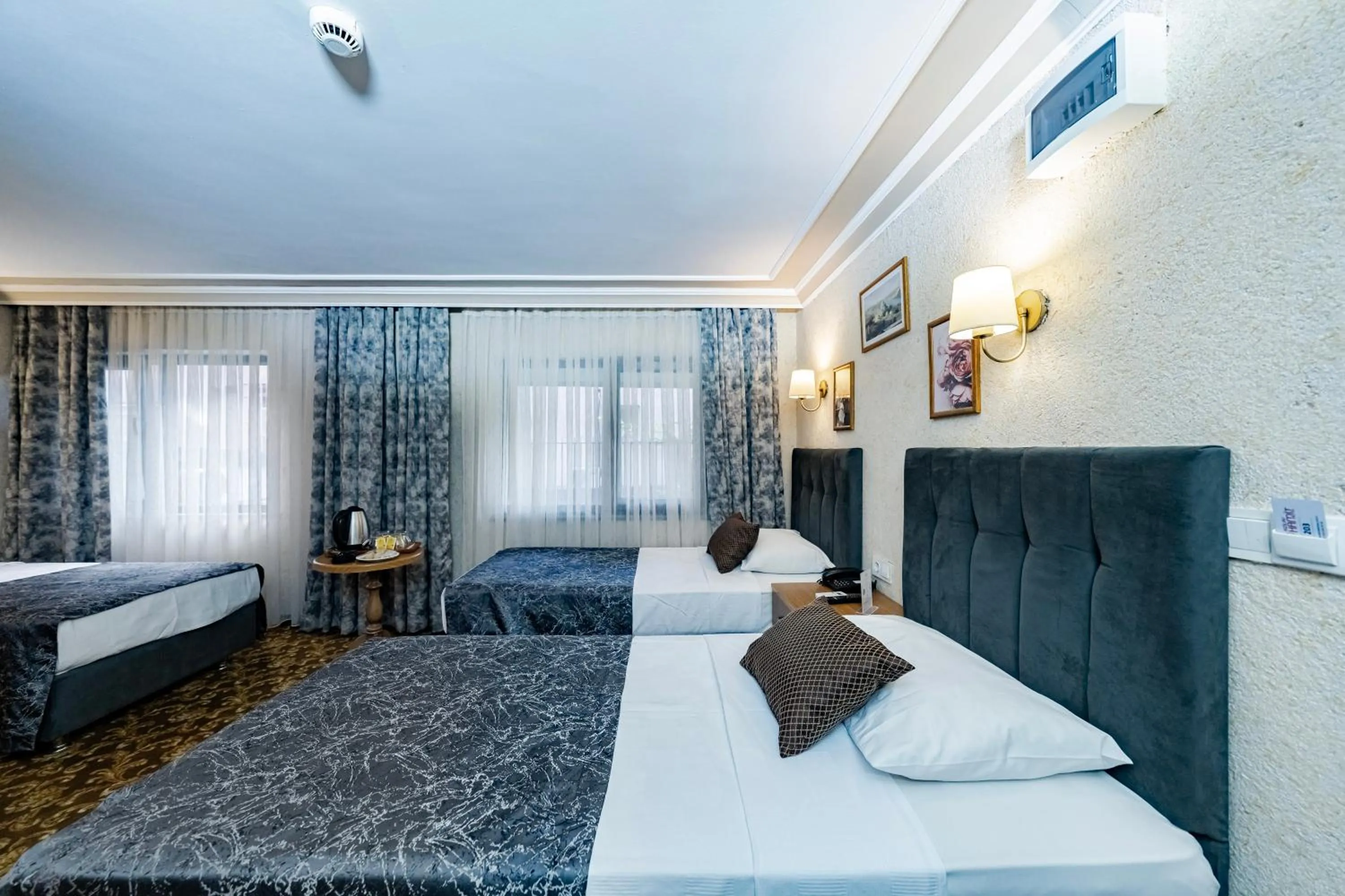 Photo of the whole room, Bed in Hamit Hotel Kizilay